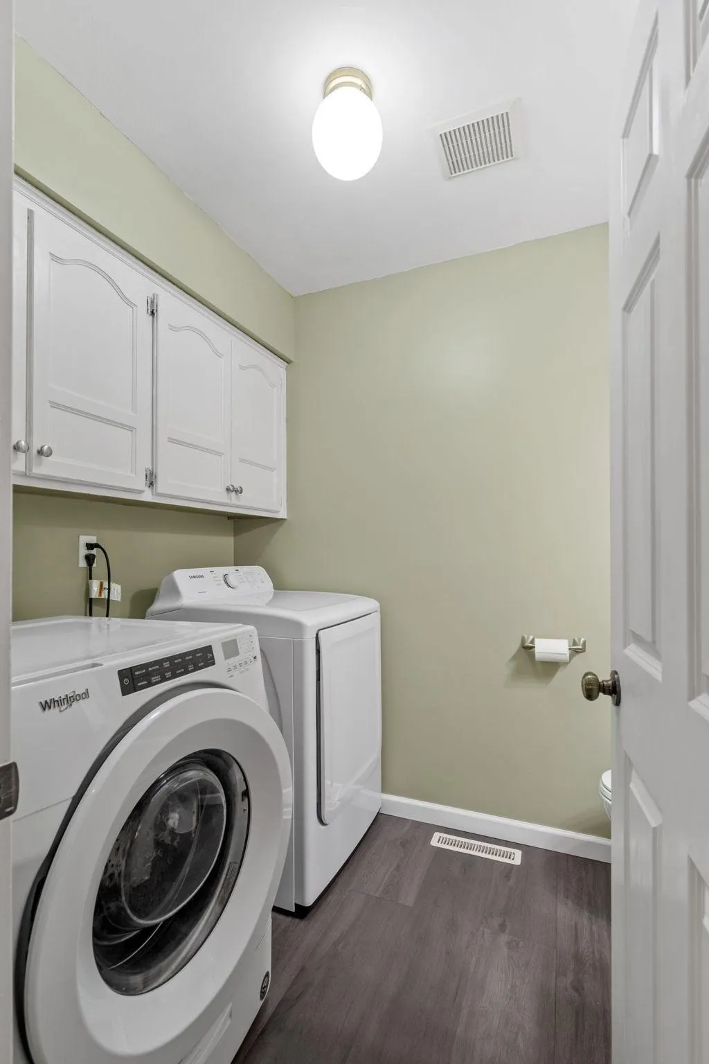 Photo 21 of 40744 Fenian Way