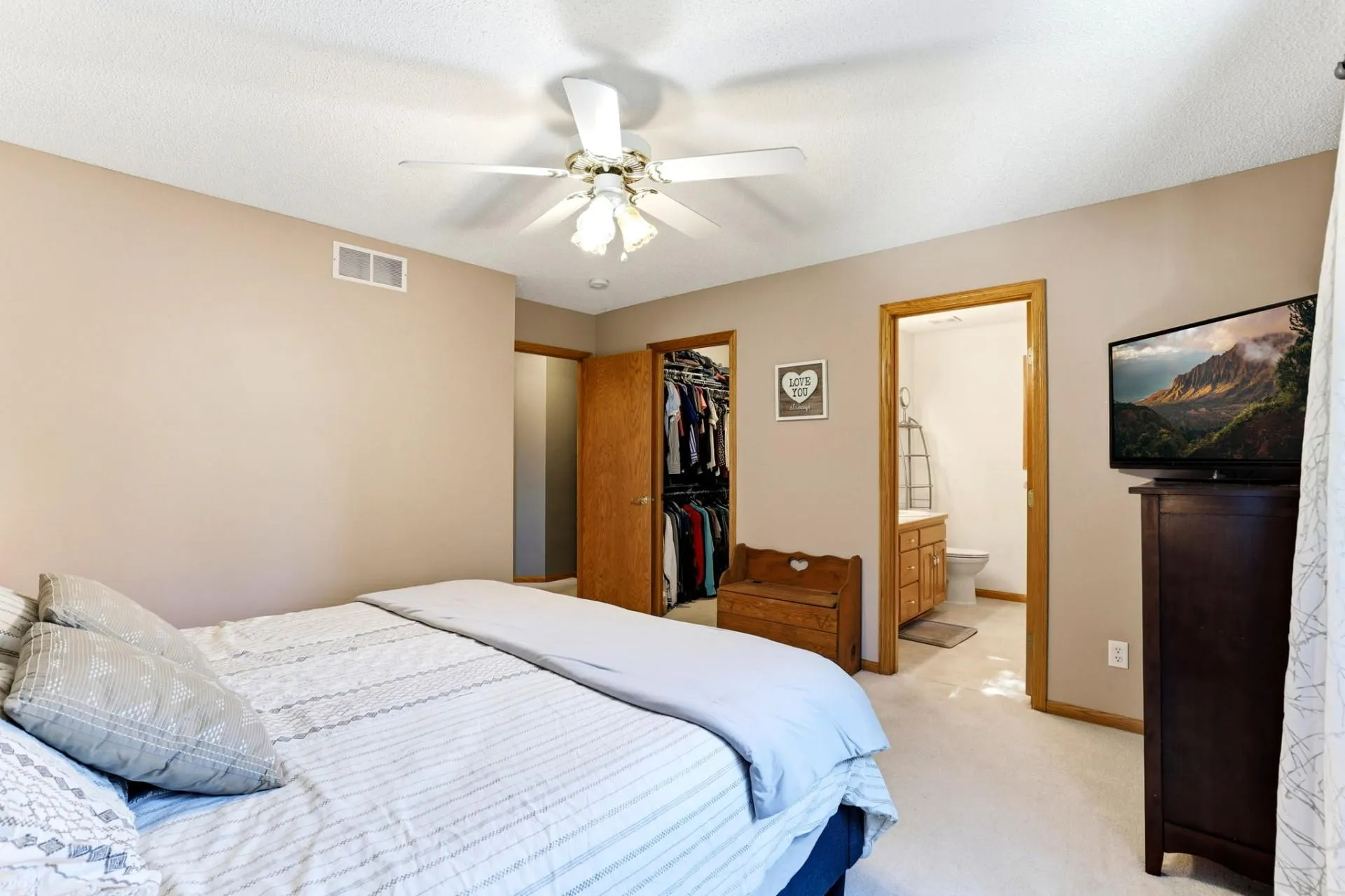 Photo 13 of 13584 Joseph Avenue