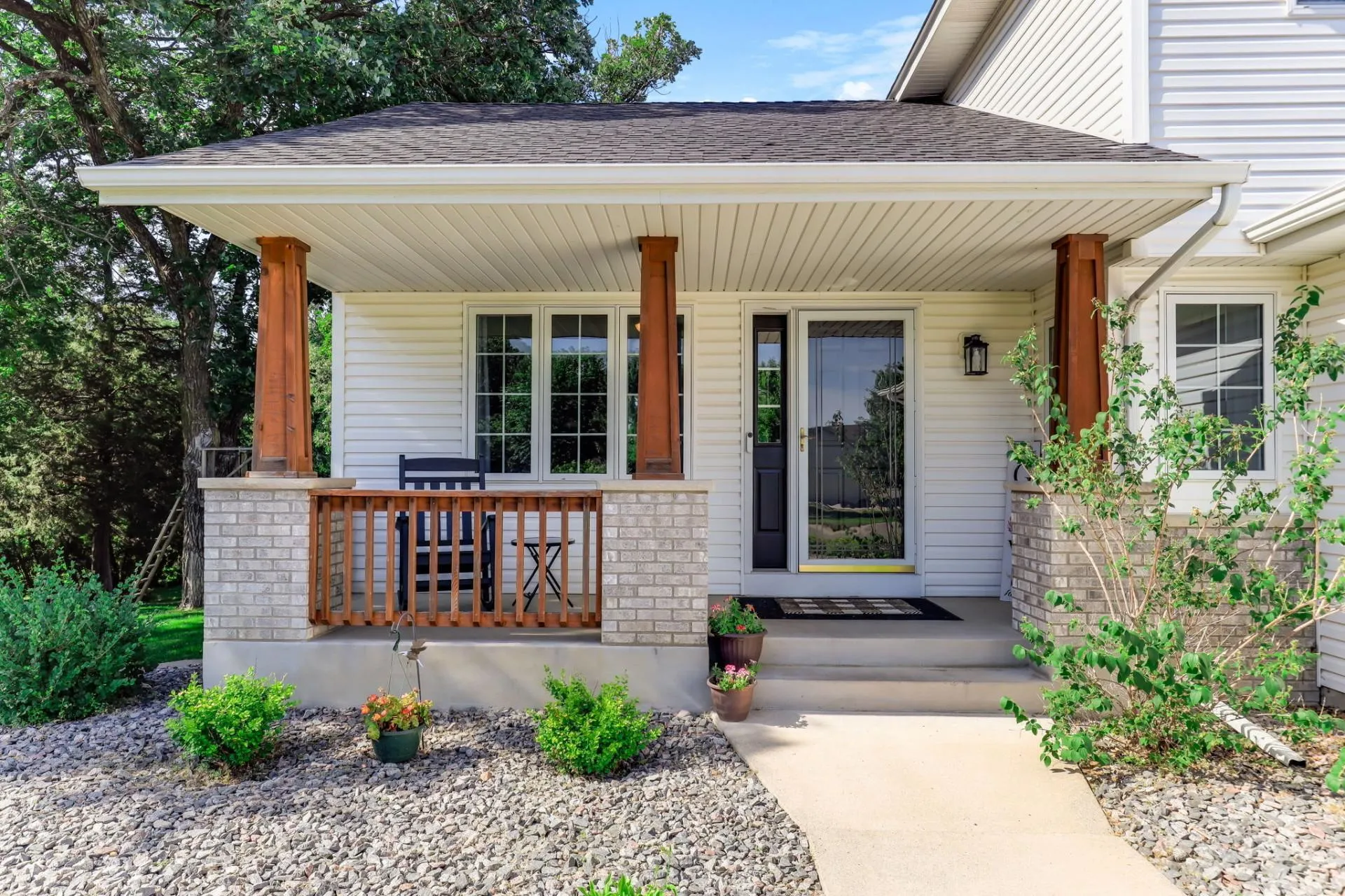 Photo 4 of 13584 Joseph Avenue