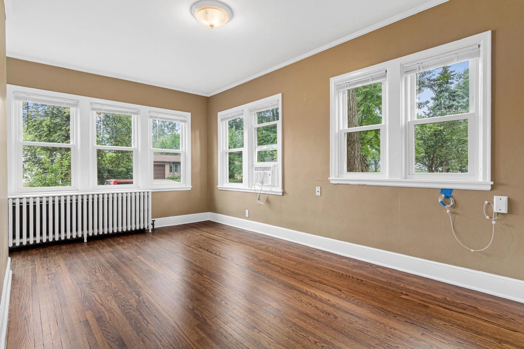 Photo 7 of 1759 Pleasant Street
