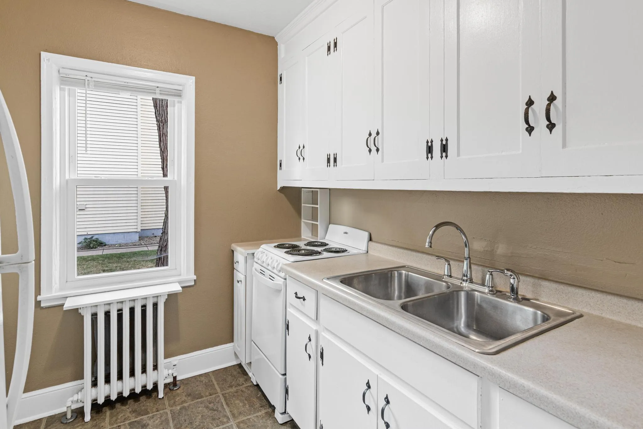 Photo 9 of 1759 Pleasant Street