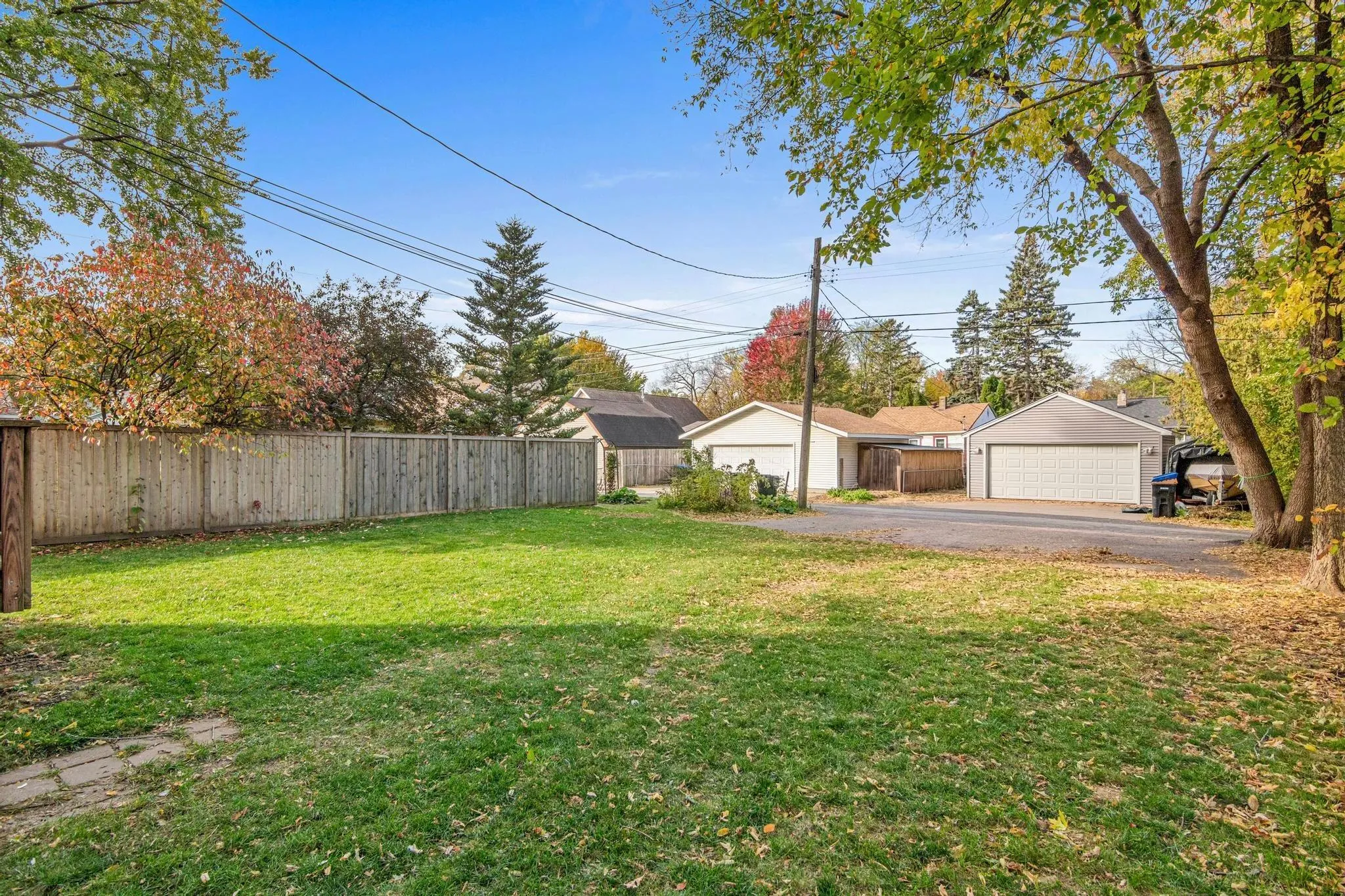 Photo 4 of 1759 Pleasant Street