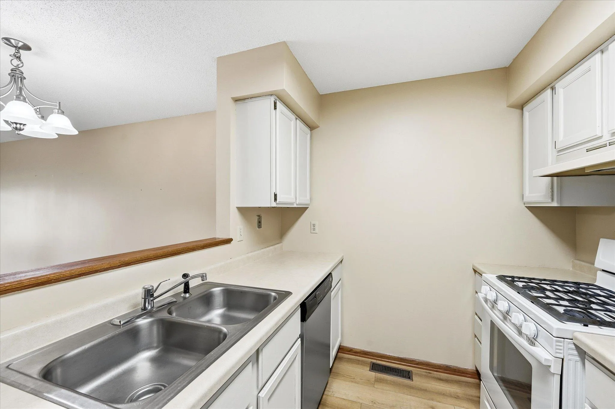 Photo 11 of 540 Auburn Nw Place Unit C