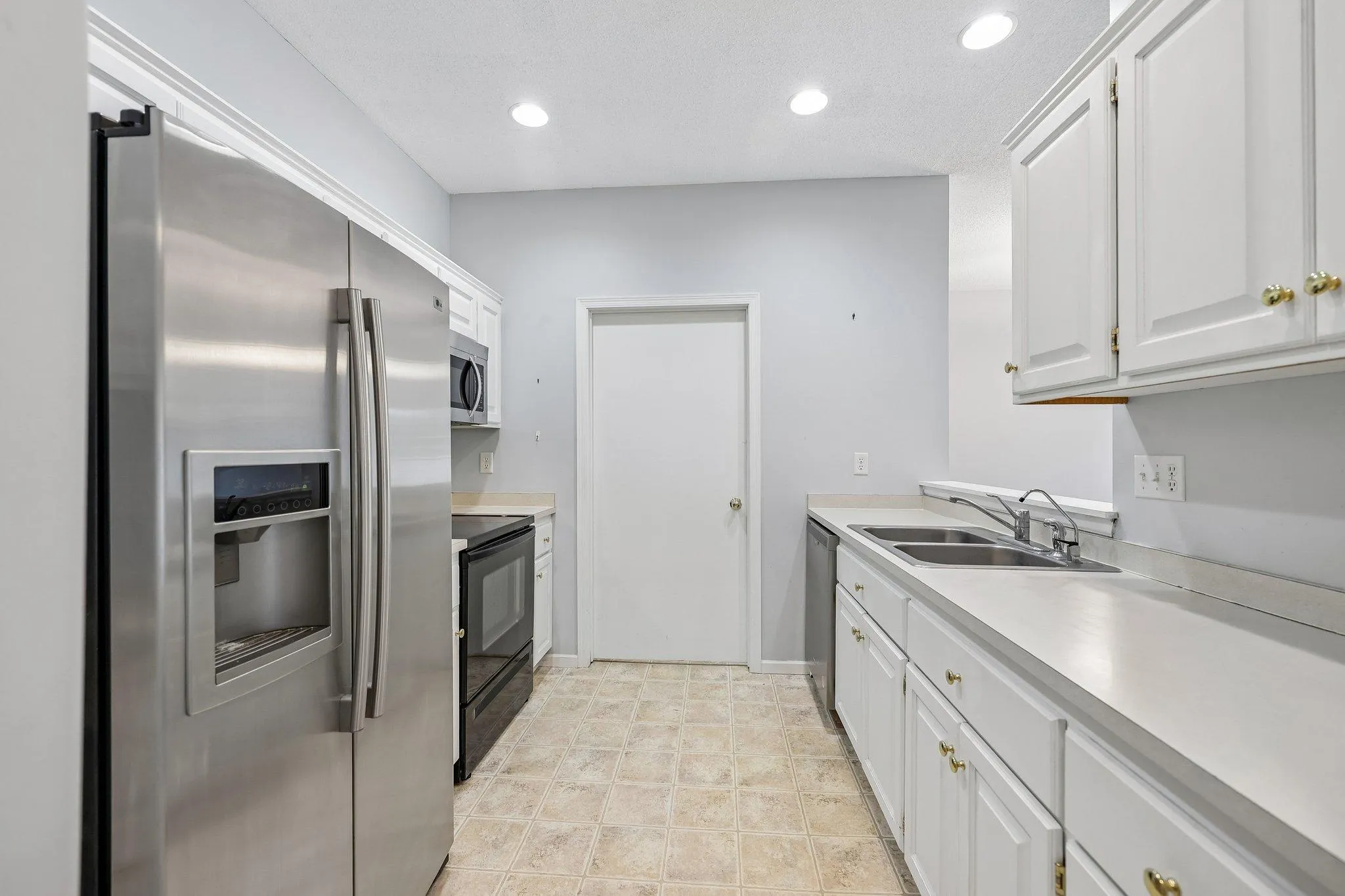 Photo 10 of 310 Fern Street Unit 6