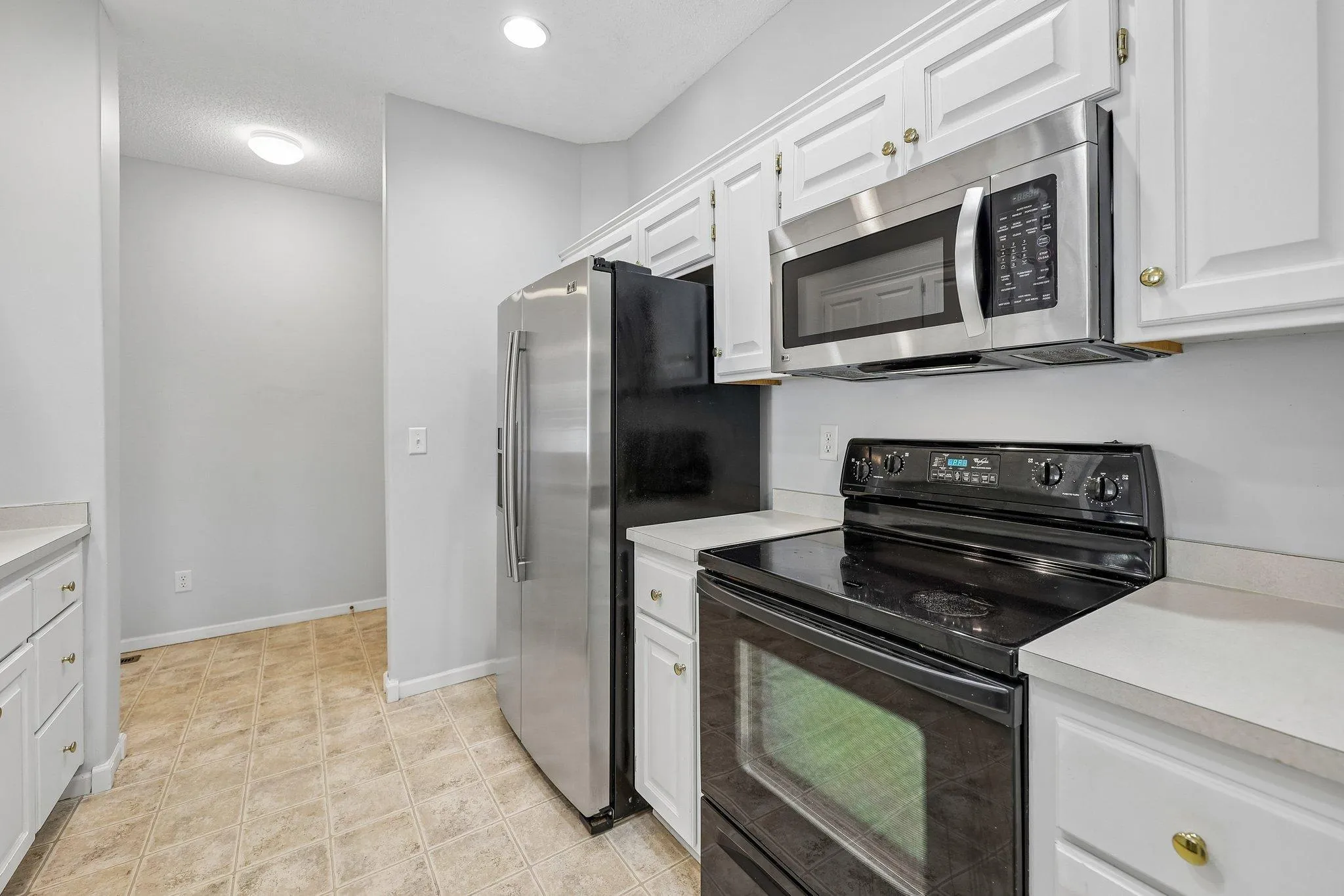 Photo 11 of 310 Fern Street Unit 6