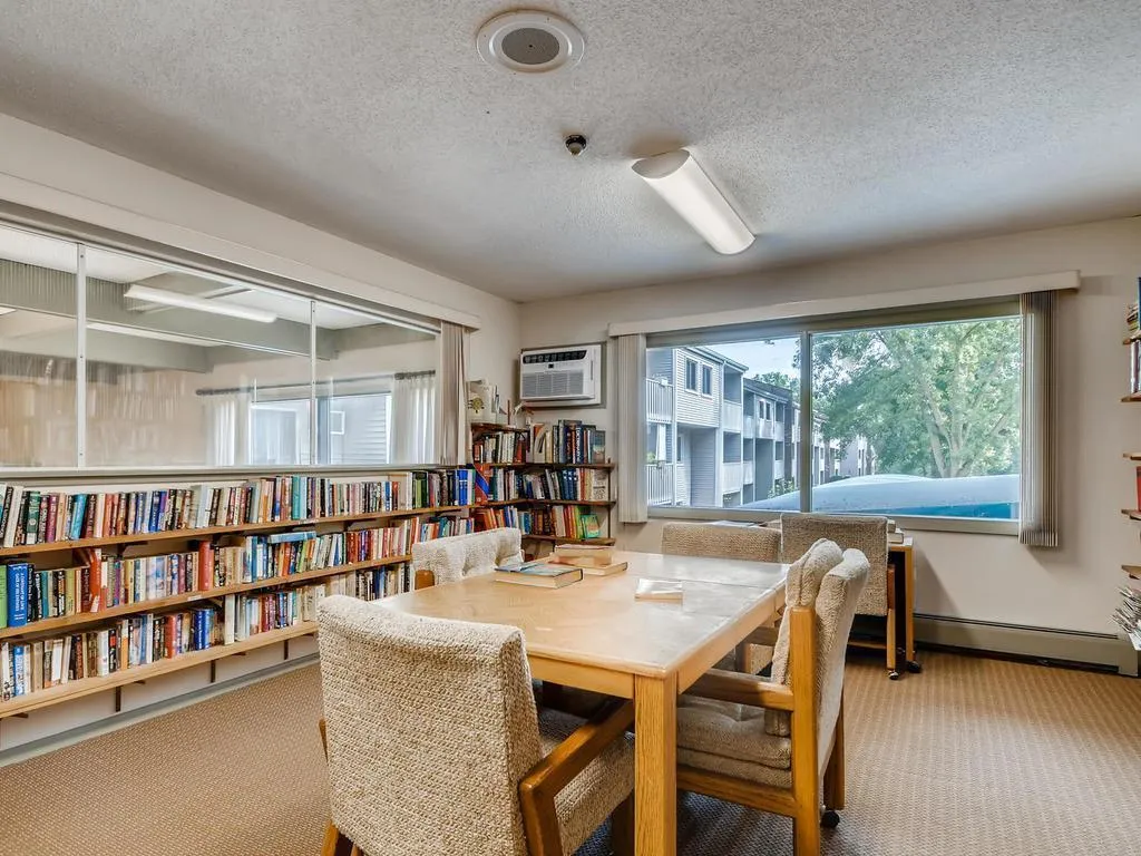 Photo 18 of 1601 N Innsbruck Drive Unit 361ne