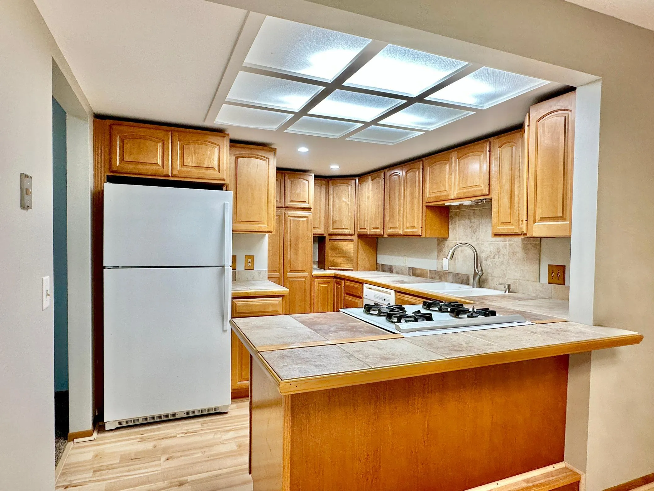 Photo 11 of 18462 Creeks Bend Drive