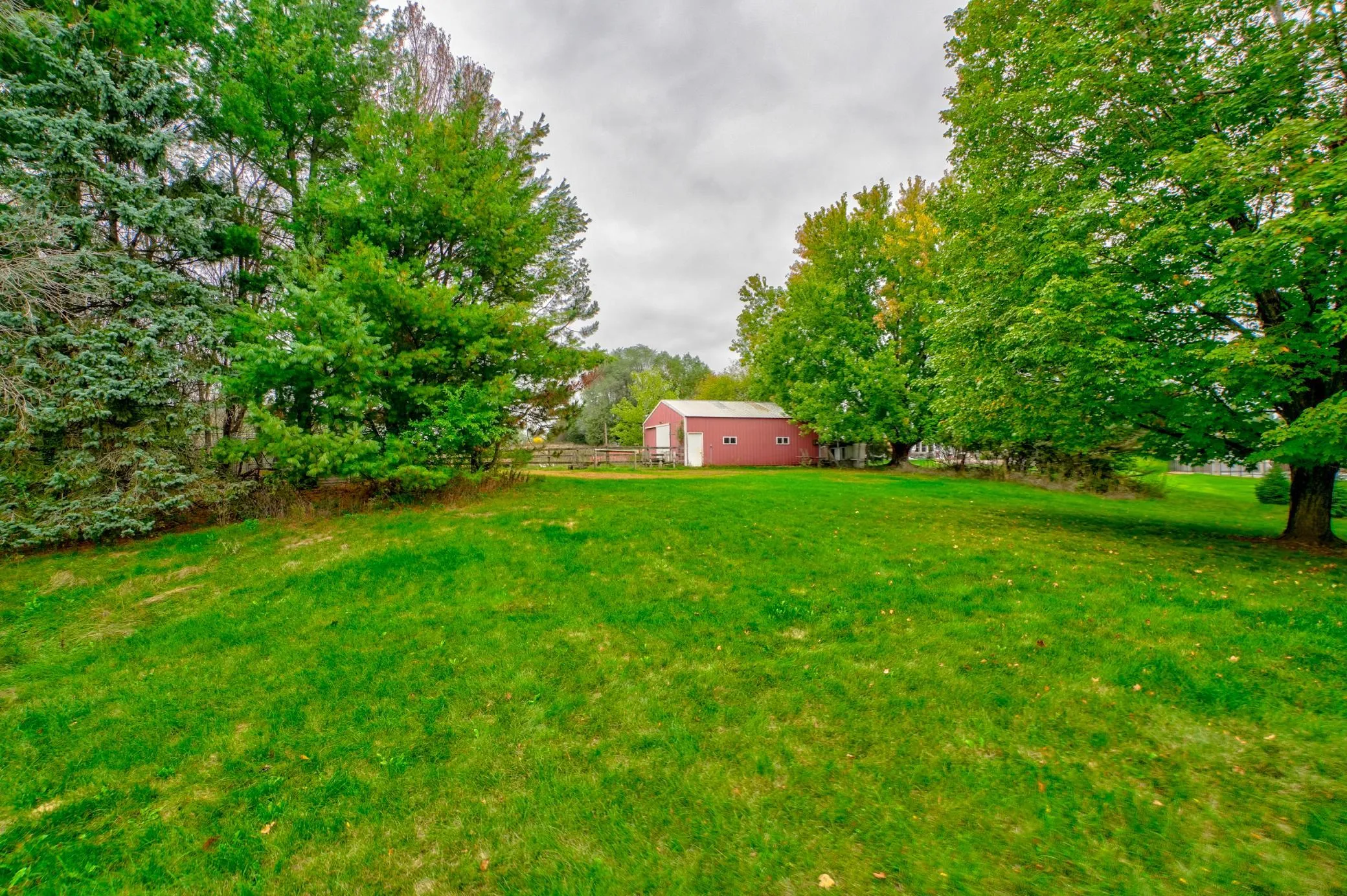 Photo 5 of 823 Northview Drive