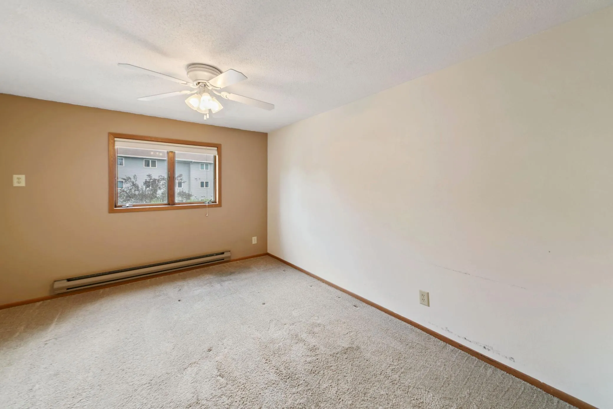 Photo 12 of 930 Lyn Way Unit 203