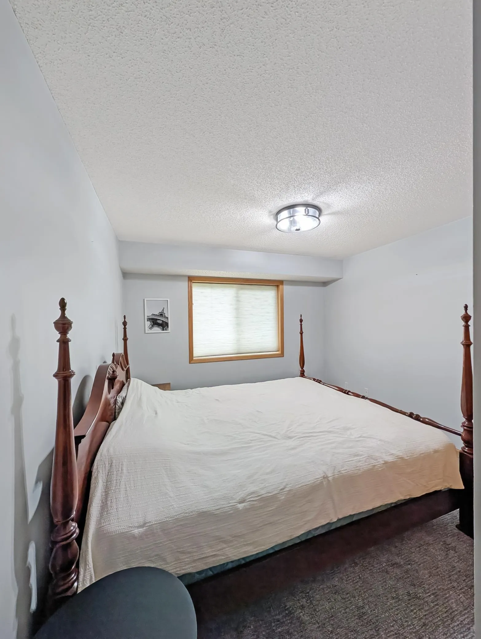Photo 8 of 15933 Vale Nw Street