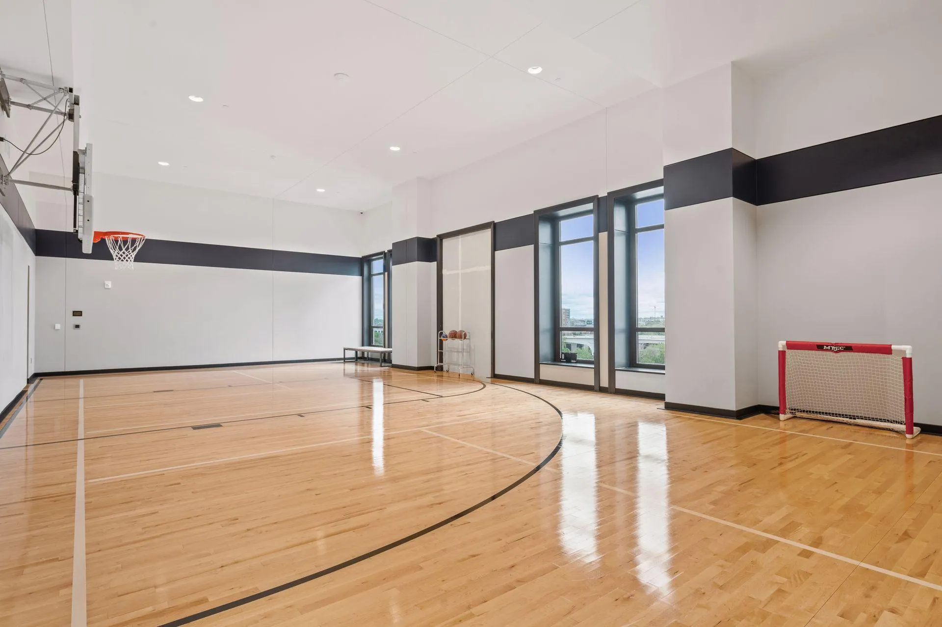 Photo 50 of 1111 W River Parkway Unit 34b