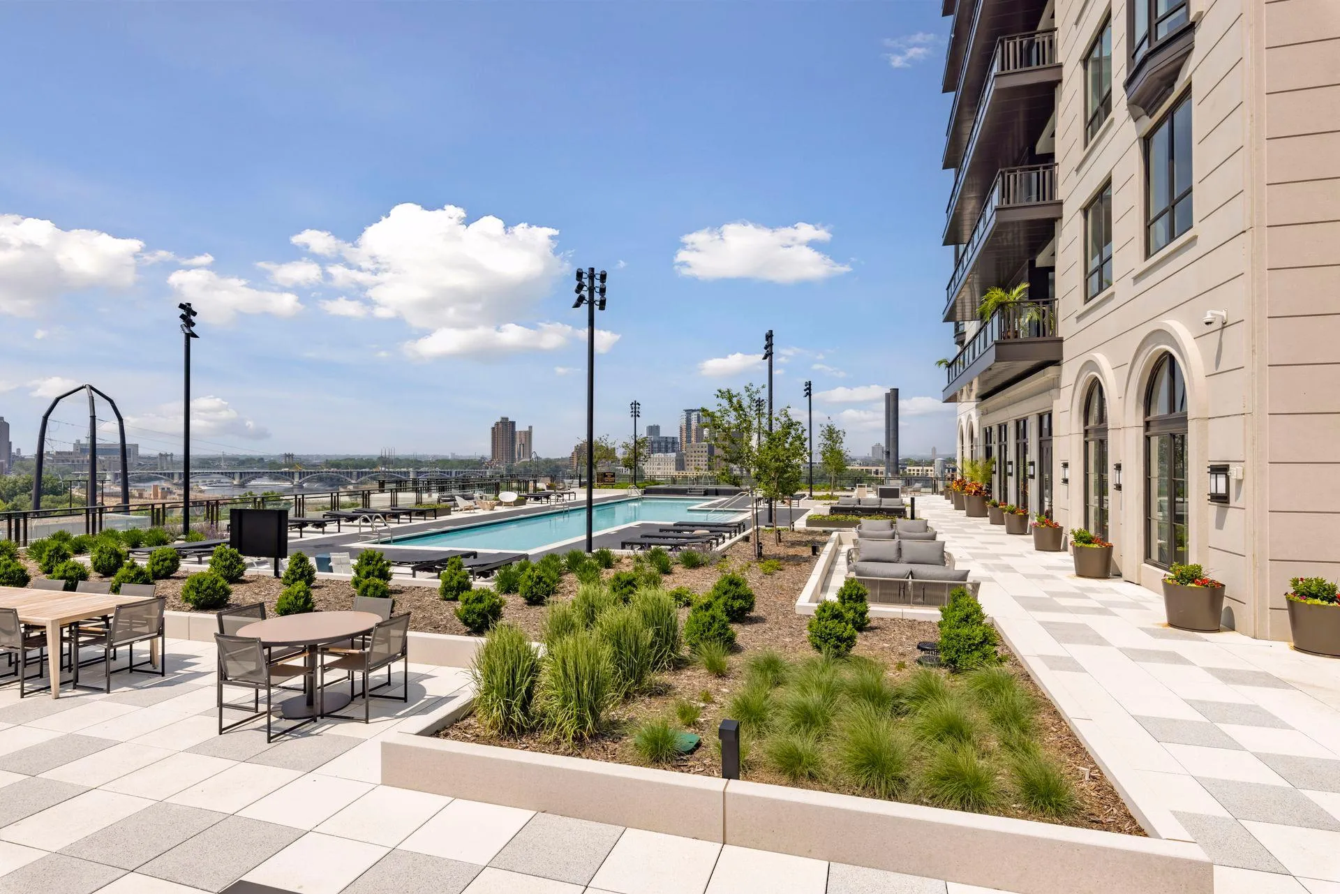 Photo 51 of 1111 W River Parkway Unit 34b
