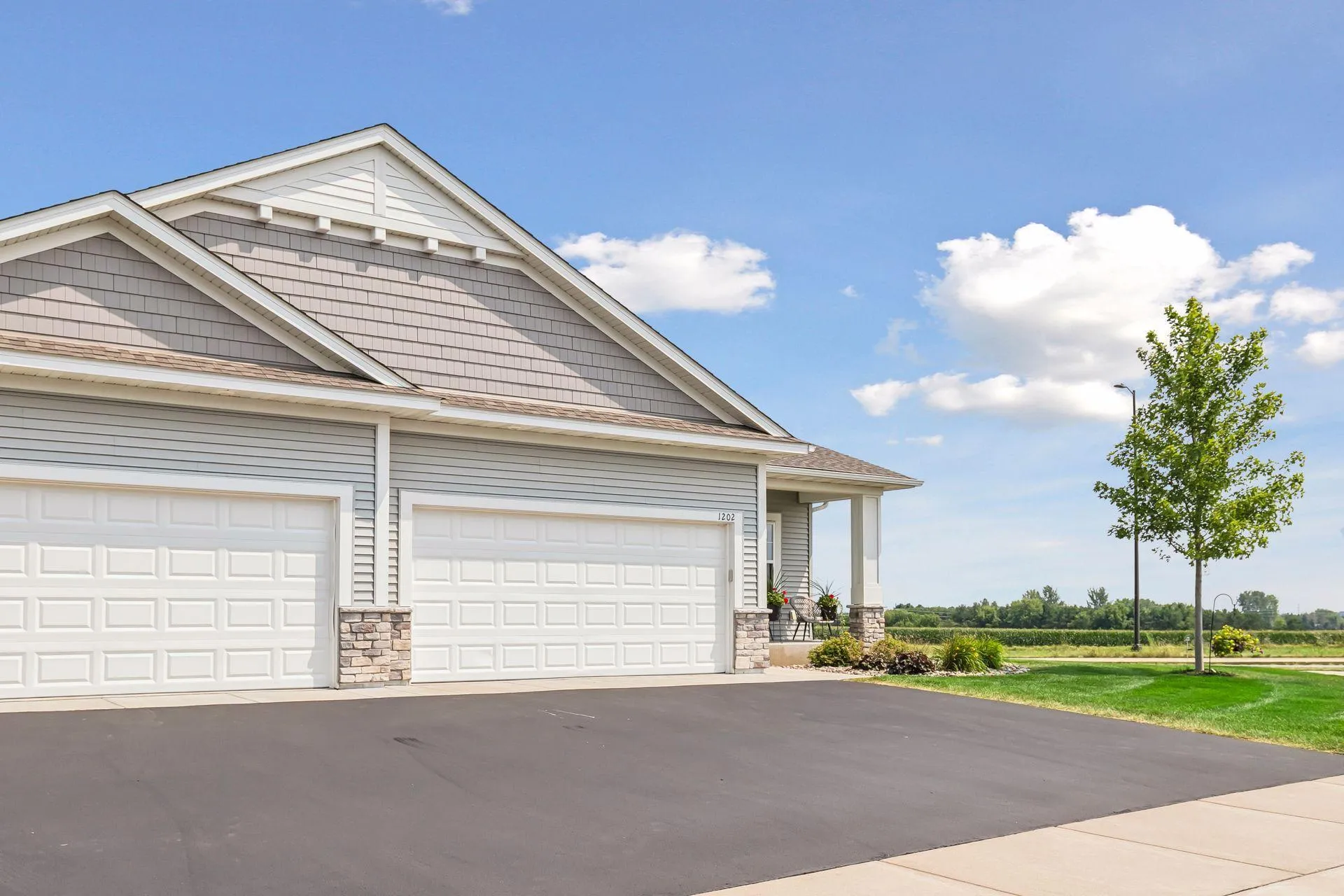 Photo 42 of 1202 Naser Way