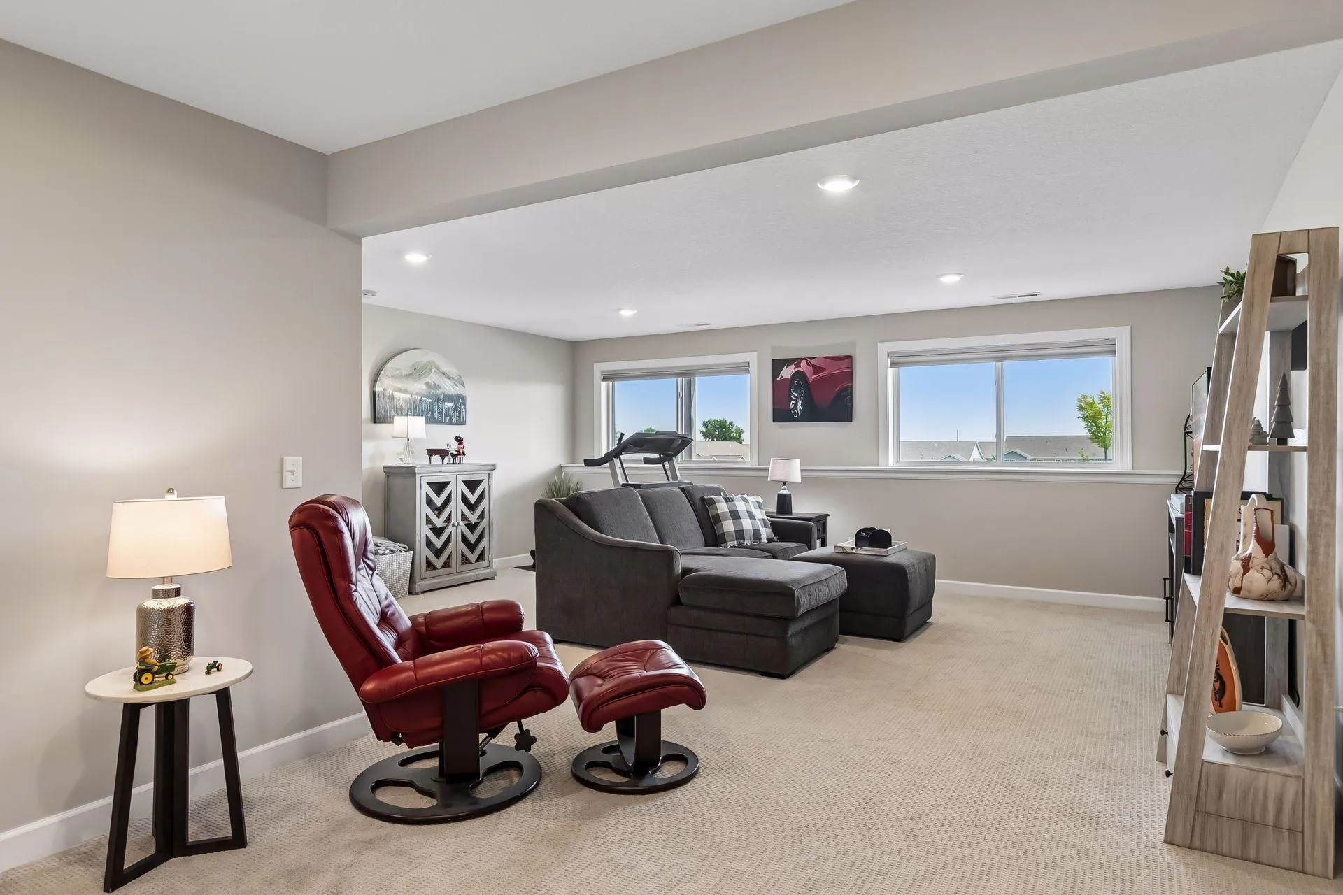 Photo 36 of 1202 Naser Way