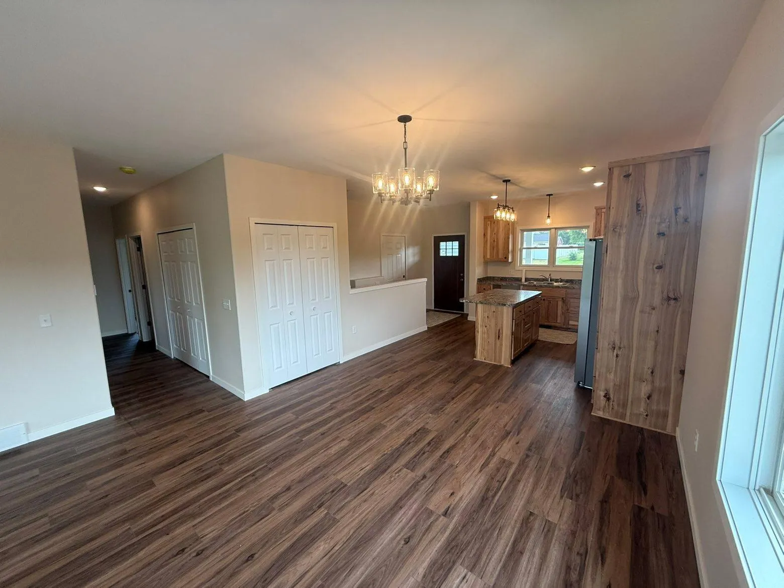 Photo 13 of 206 Blackhawk Drive