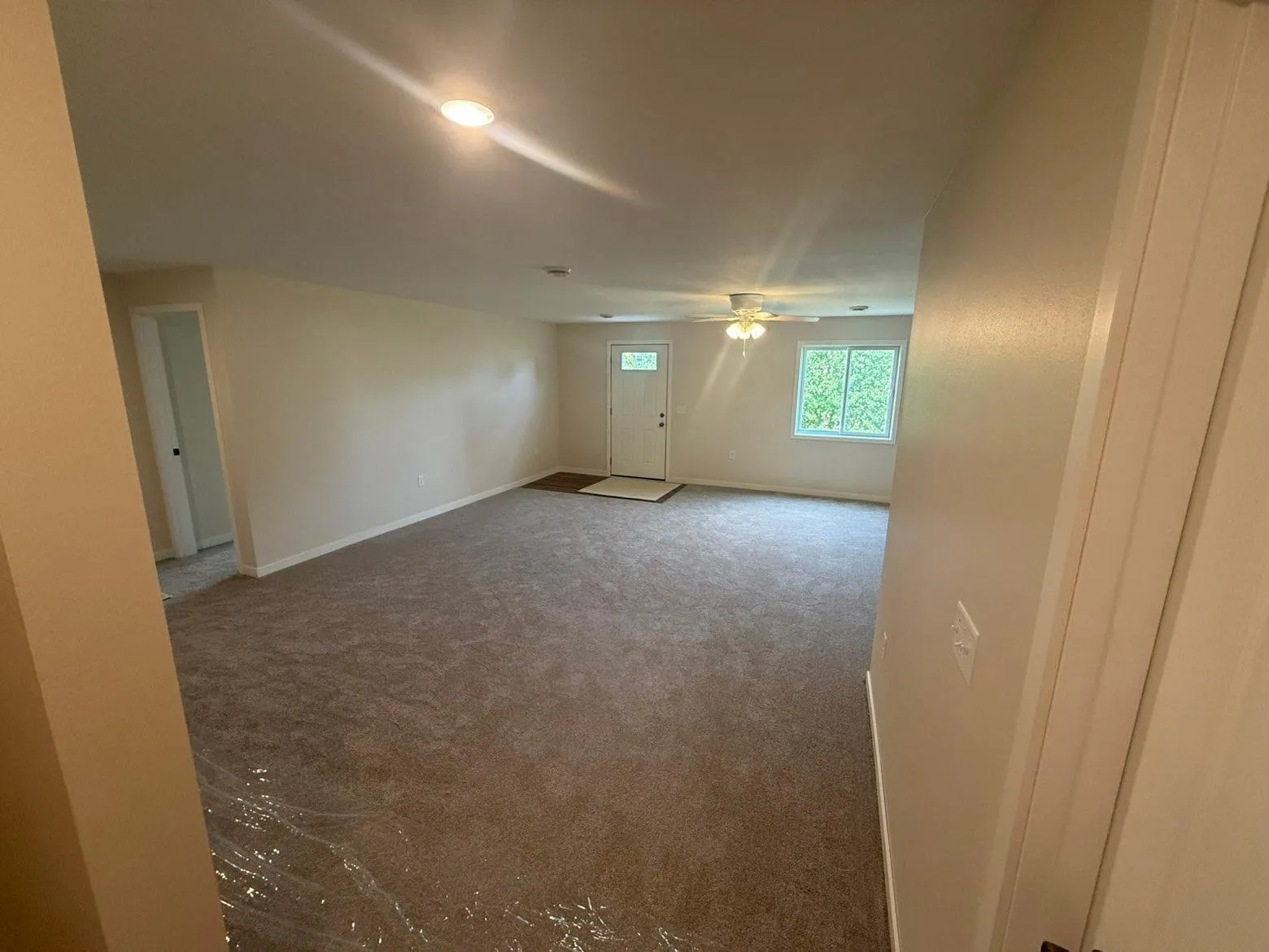 Photo 19 of 206 Blackhawk Drive