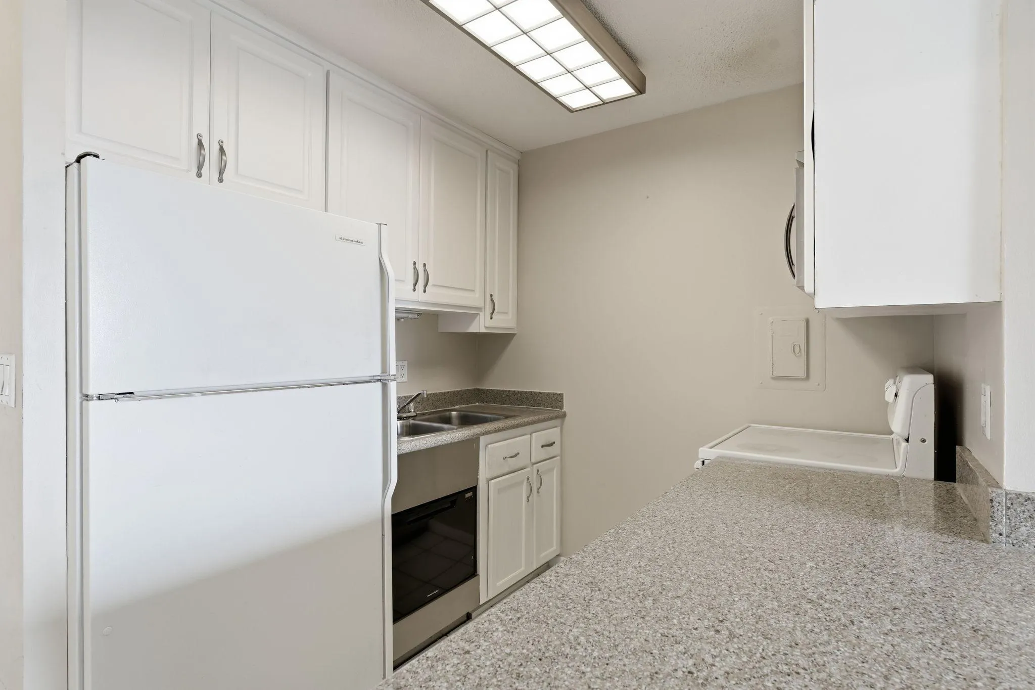 Photo 10 of 410 Groveland Avenue Unit 2003