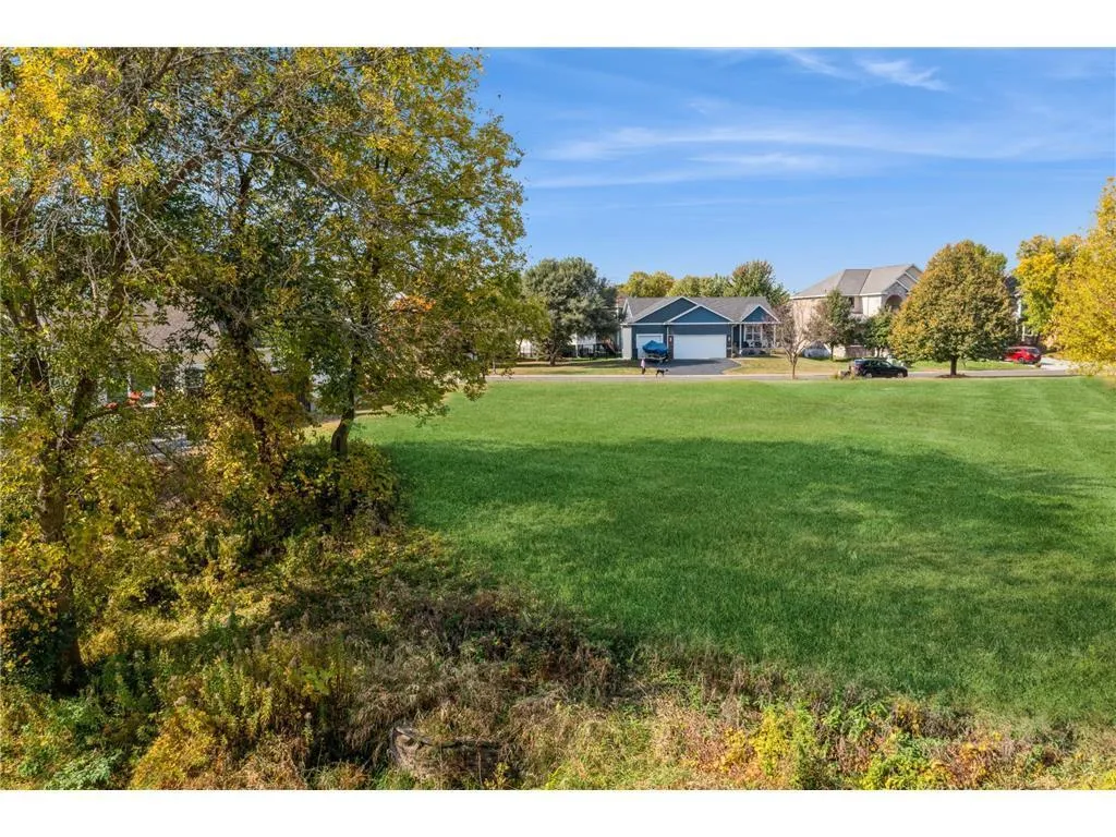 Photo 3 of 18125 Concord Nw Circle