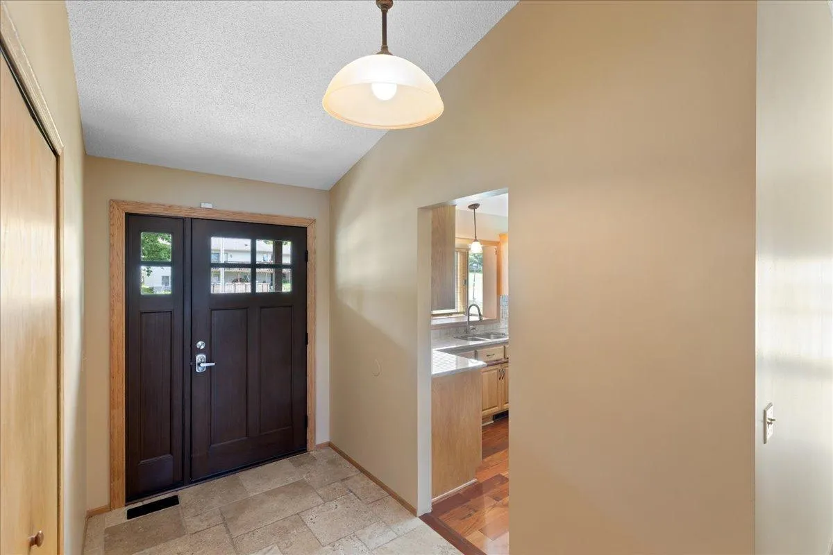 Photo 9 of 31117 Peninsula Avenue