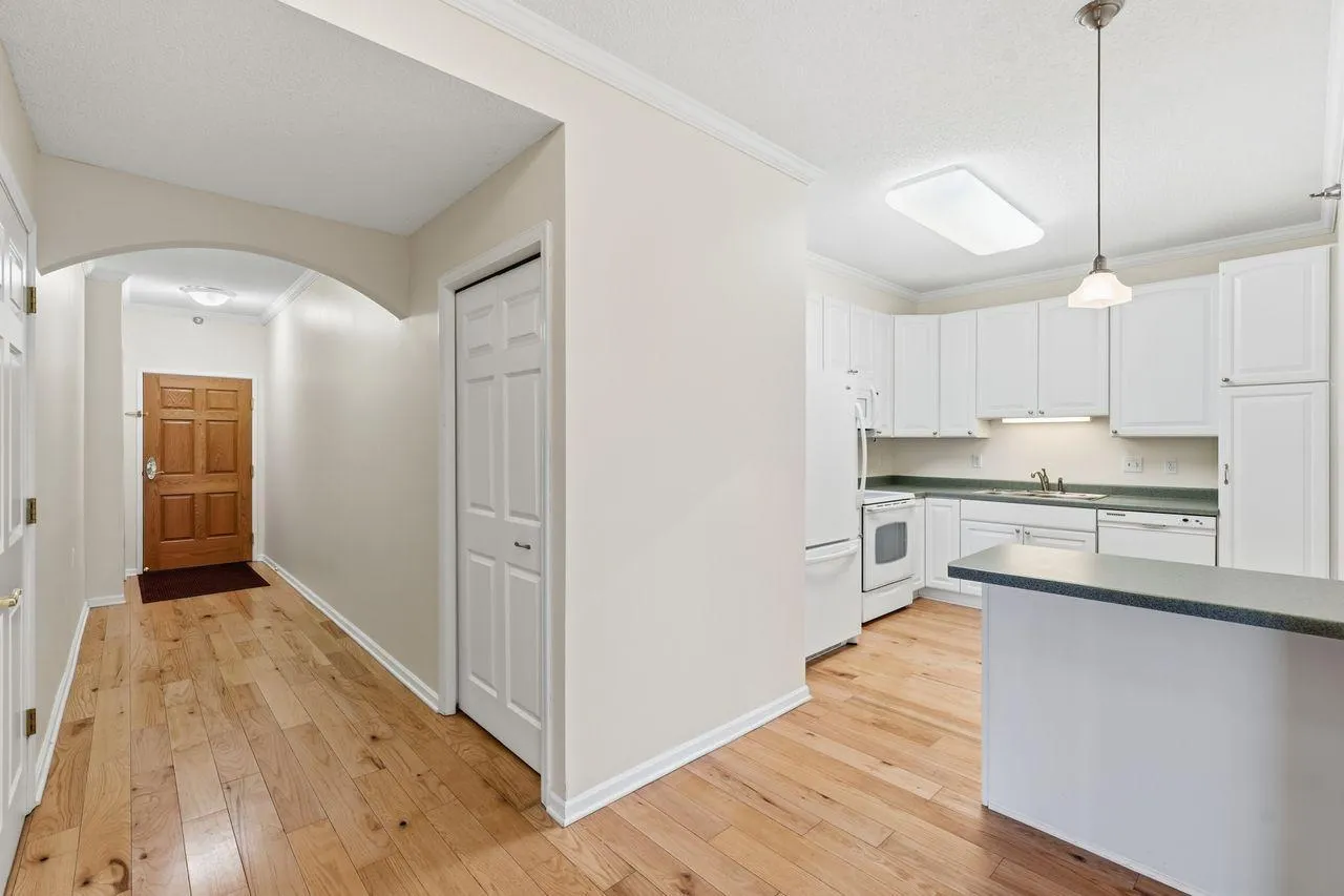 Photo 4 of 6600 Lyndale S Avenue Unit 308