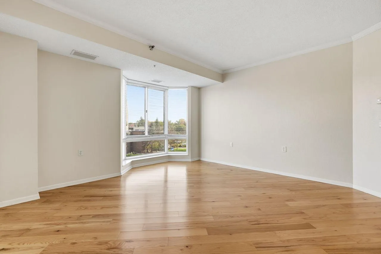 Photo 10 of 6600 Lyndale S Avenue Unit 308