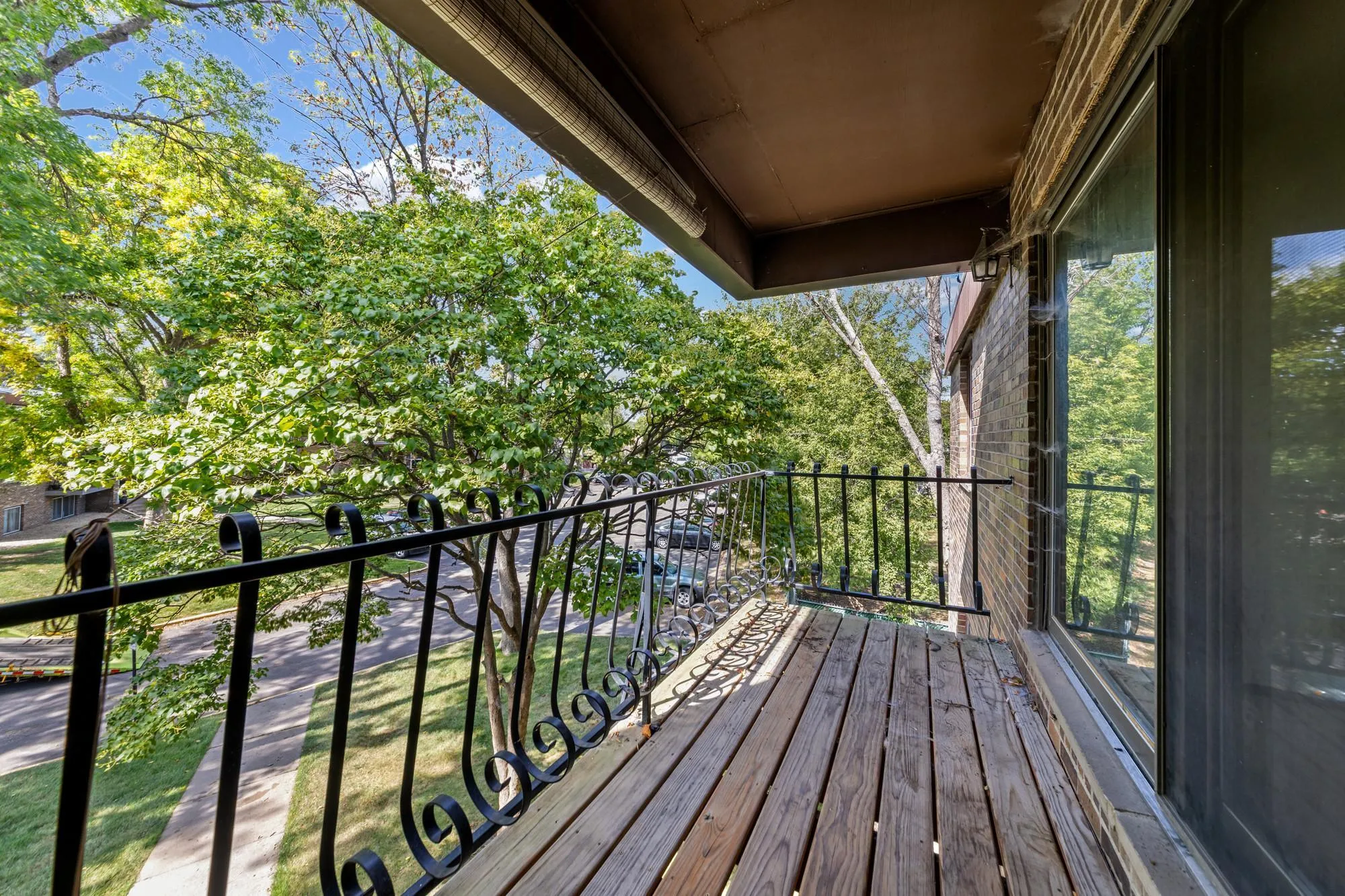 Photo 12 of 6007 W Broadway Avenue Unit 303