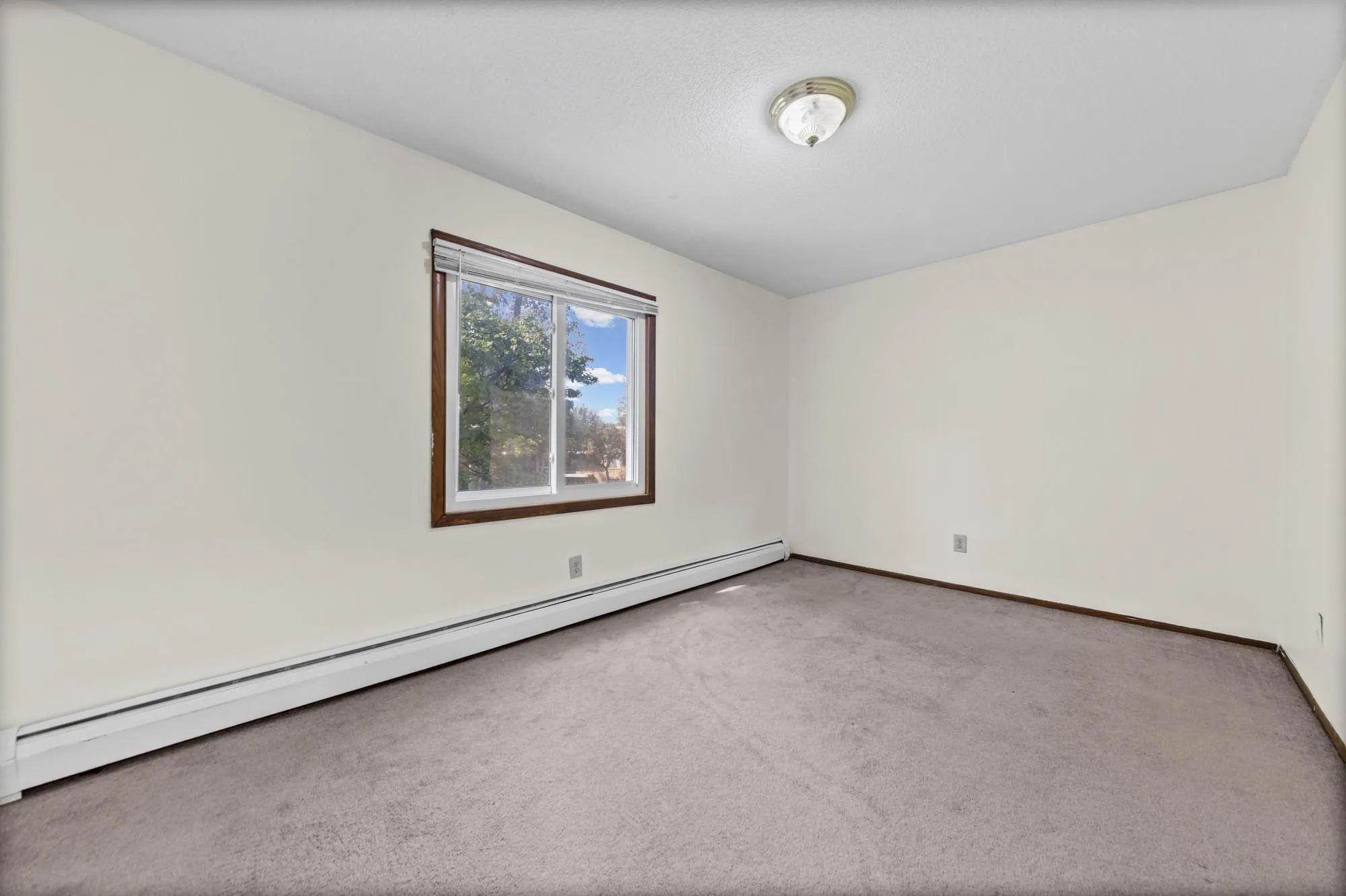Photo 14 of 6007 W Broadway Avenue Unit 303