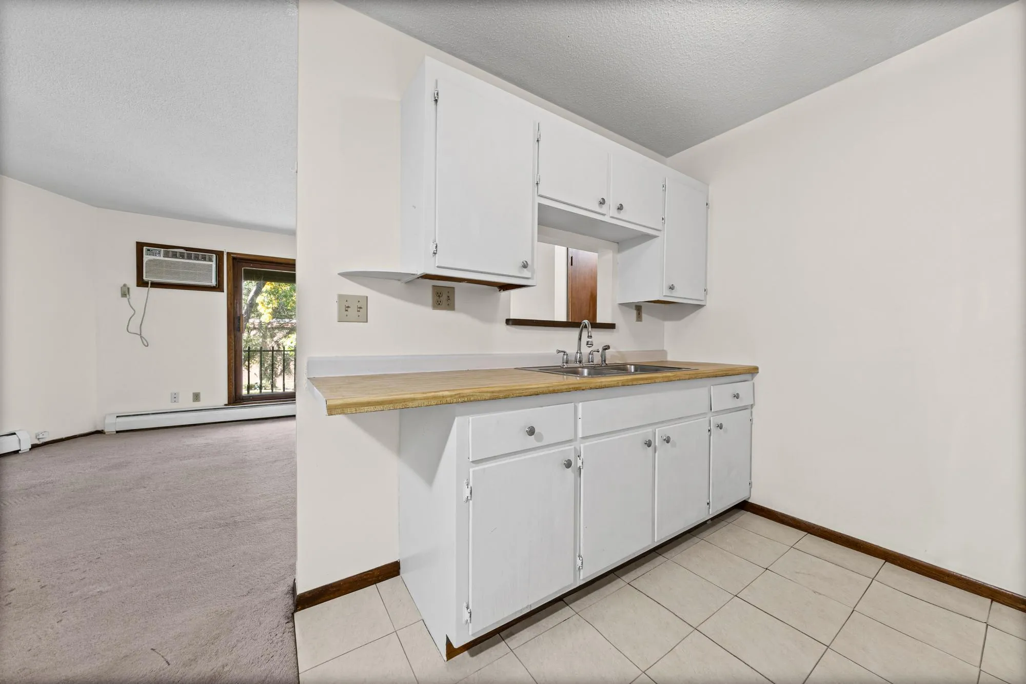 Photo 10 of 6007 W Broadway Avenue Unit 303