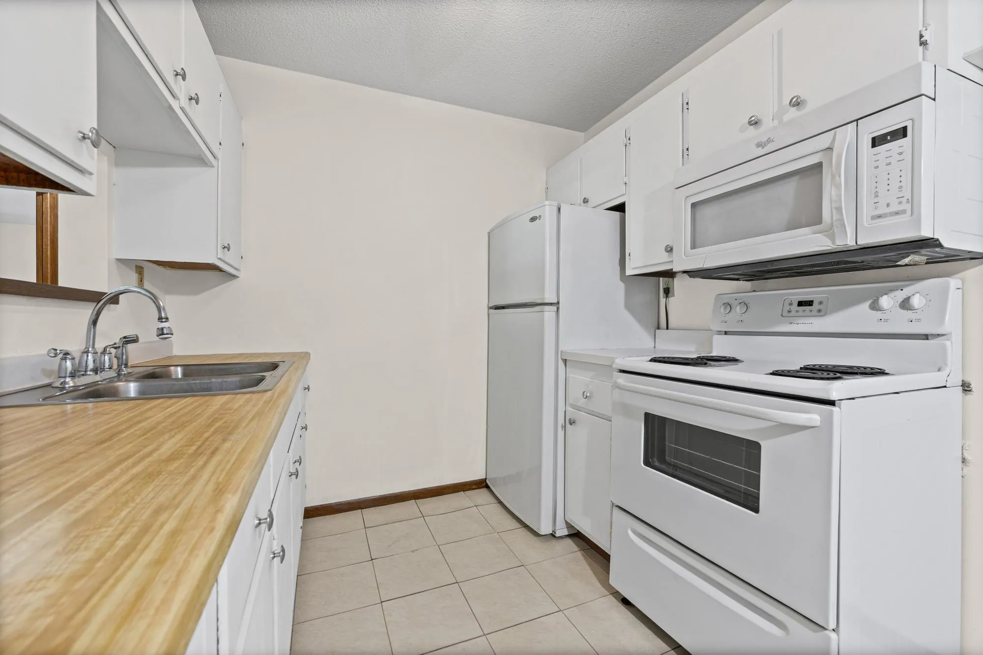 Photo 11 of 6007 W Broadway Avenue Unit 303