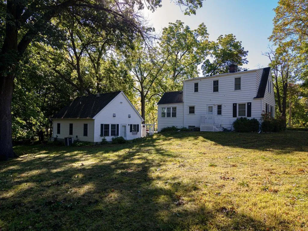 Photo 32 of 26270 Smithtown Road