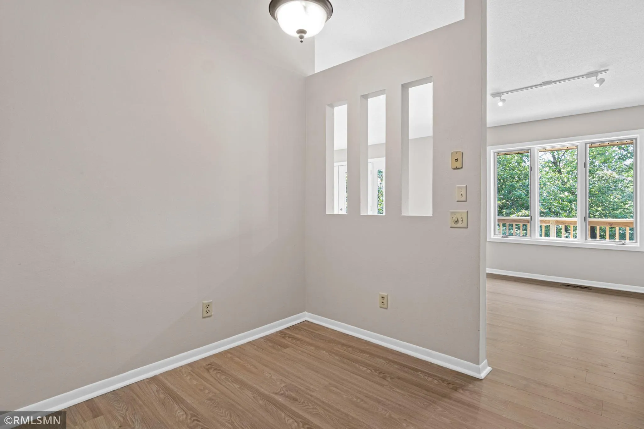 Photo 10 of 451 Hunter Hill Road