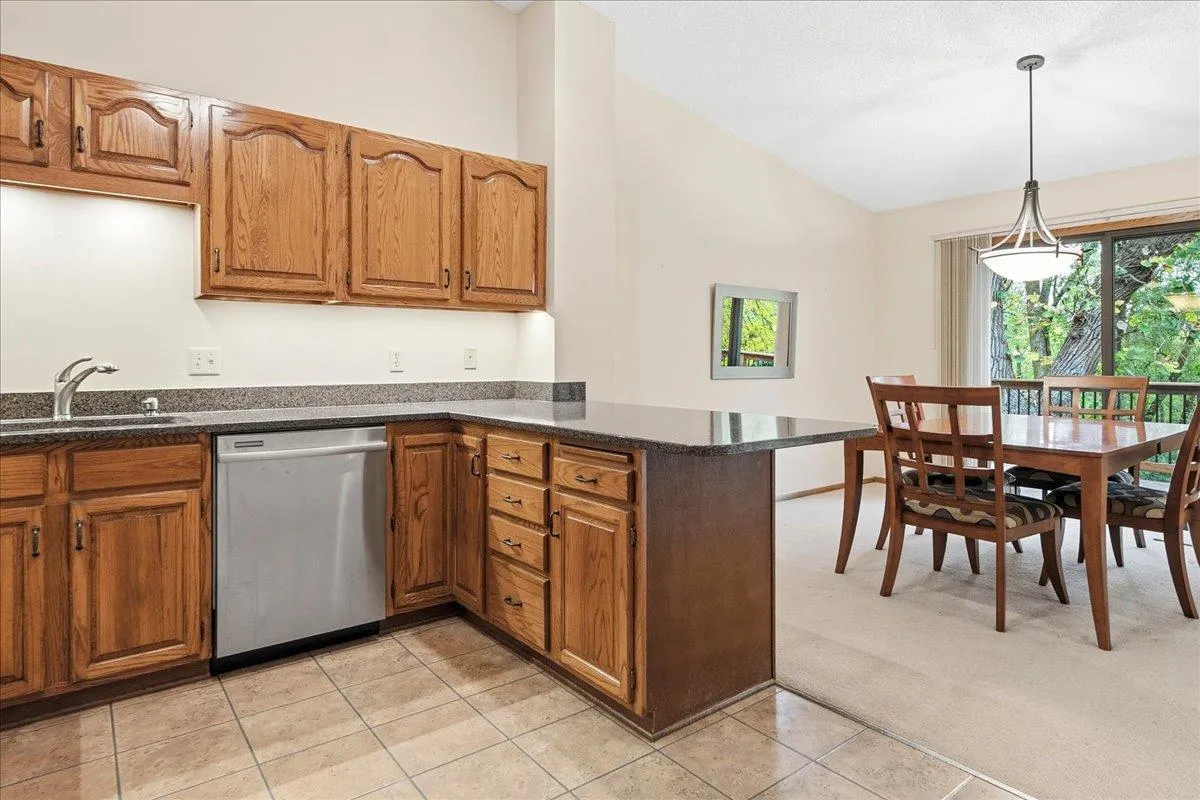 Photo 15 of 18321 Creeks Bend Drive