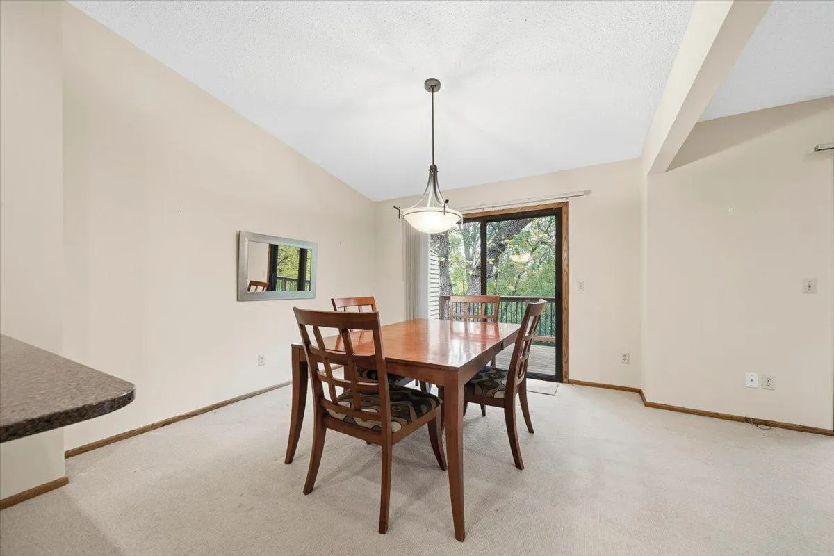 Photo 12 of 18321 Creeks Bend Drive