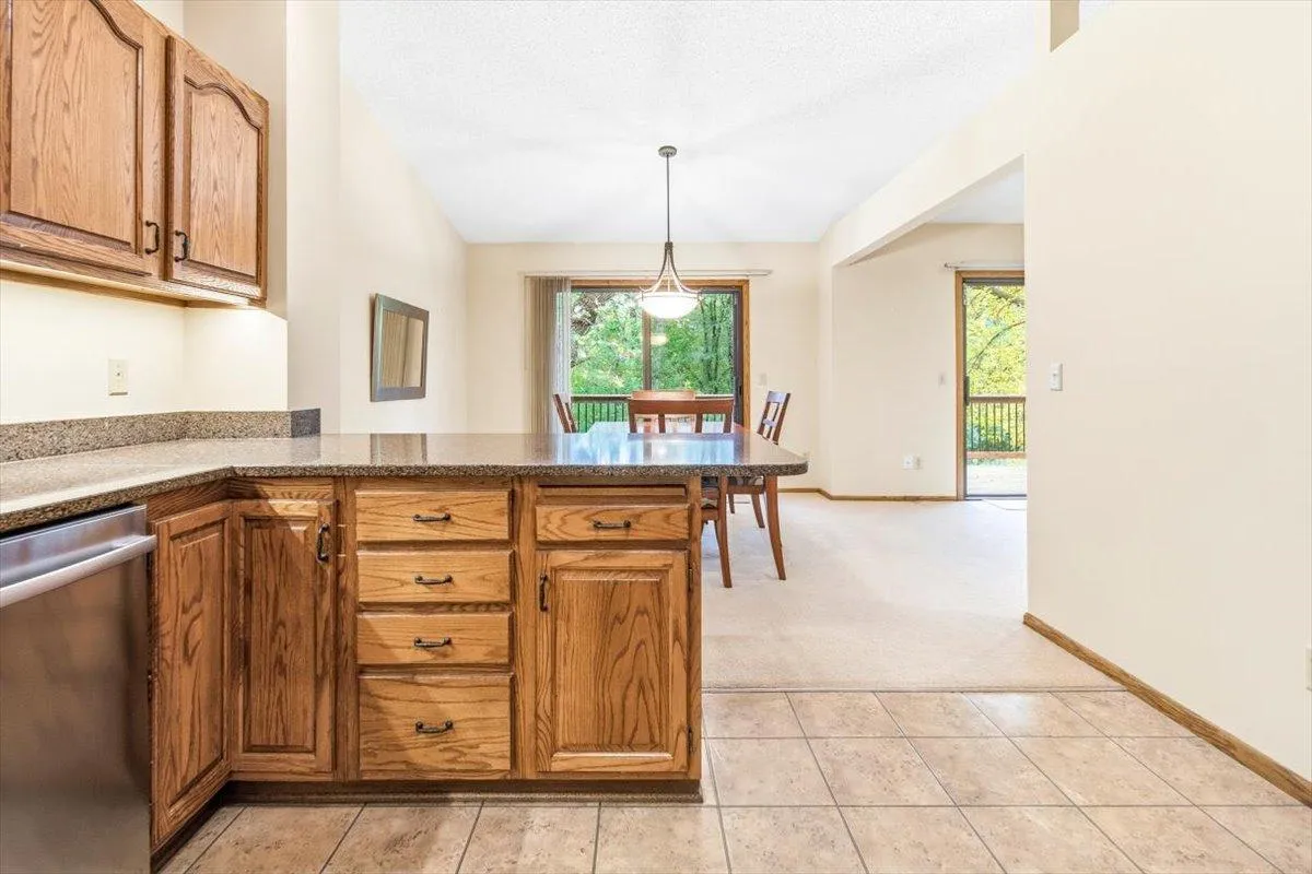 Photo 16 of 18321 Creeks Bend Drive