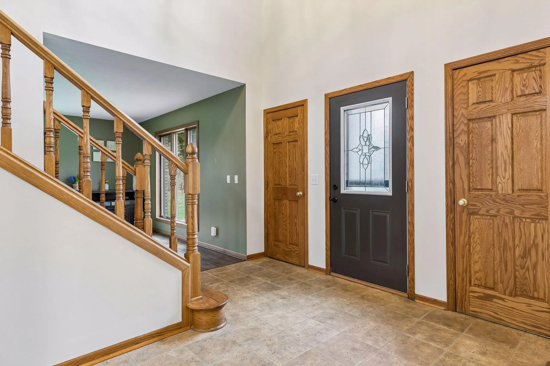 Photo 8 of 230 Plainview Drive