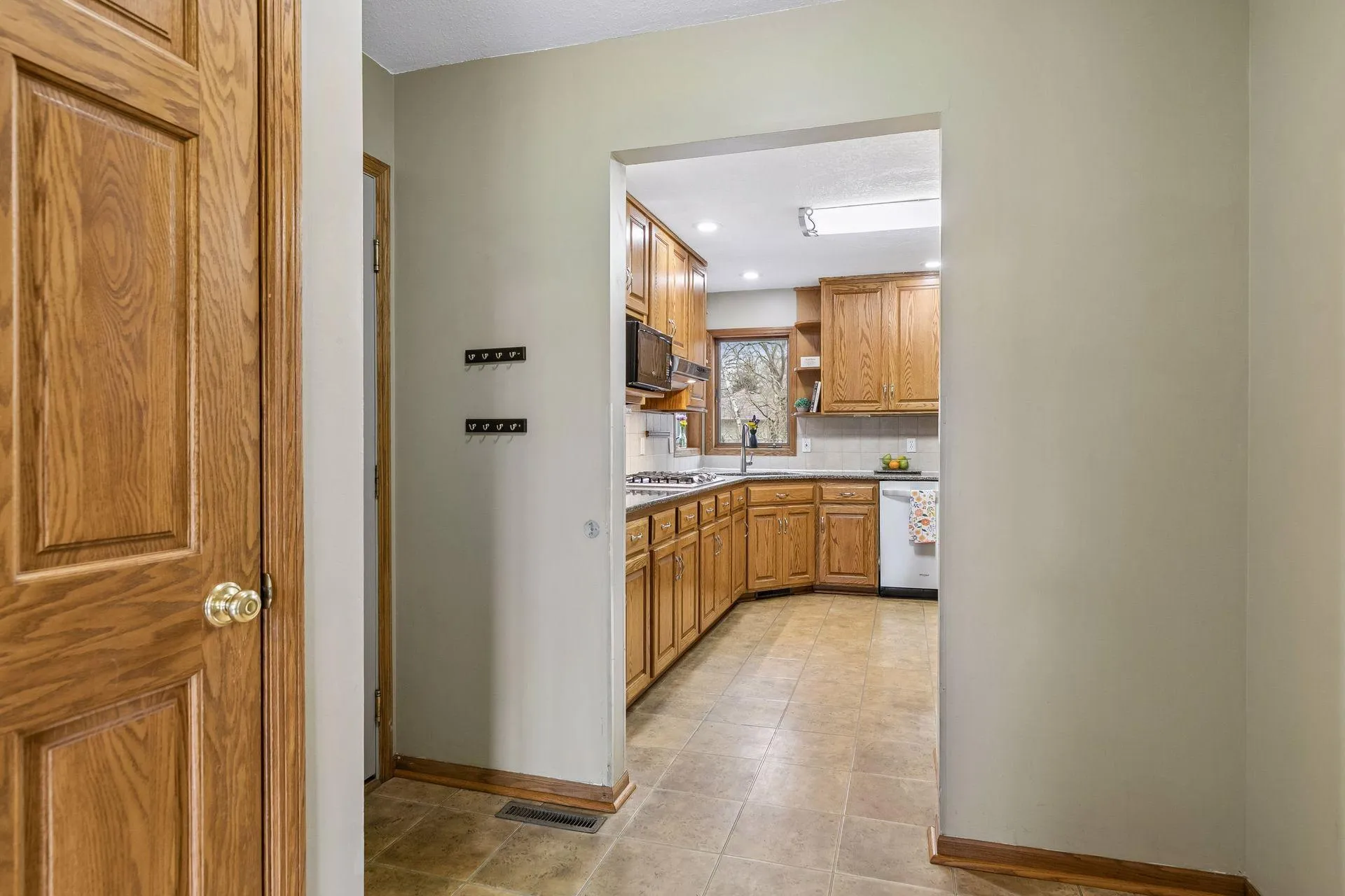 Photo 63 of 230 Plainview Drive