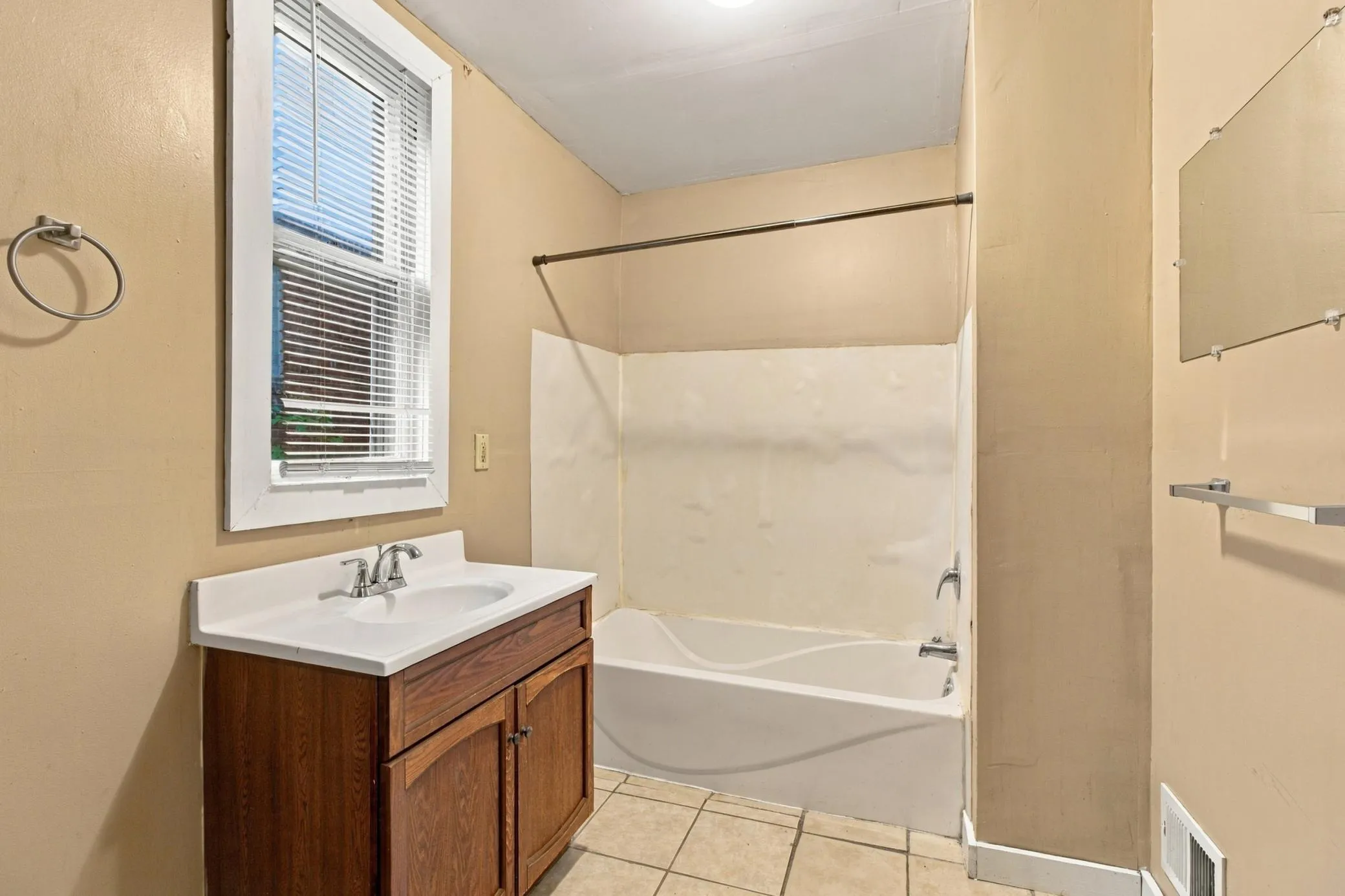 Photo 13 of 430 Michigan Street