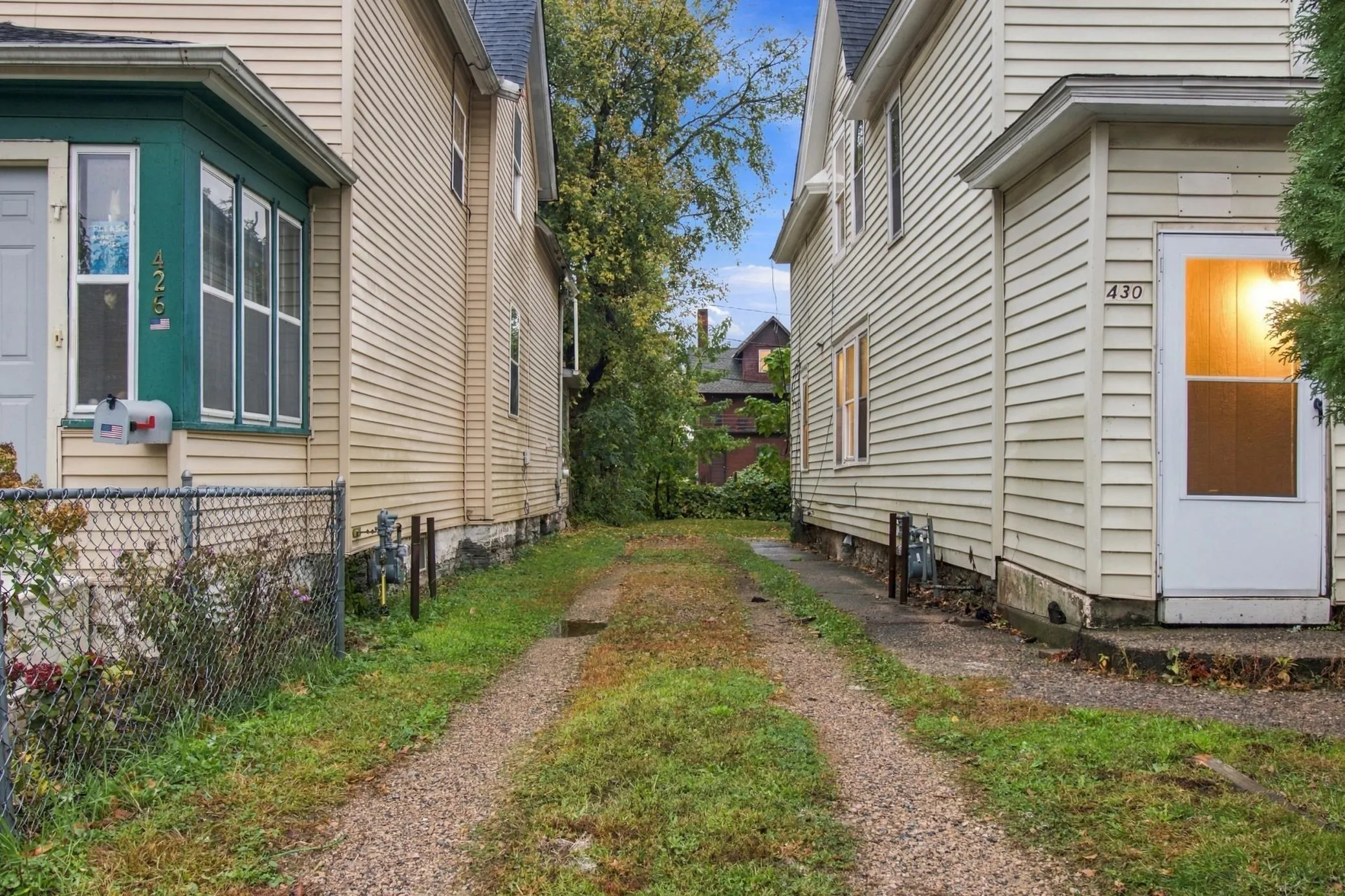 Photo 33 of 430 Michigan Street