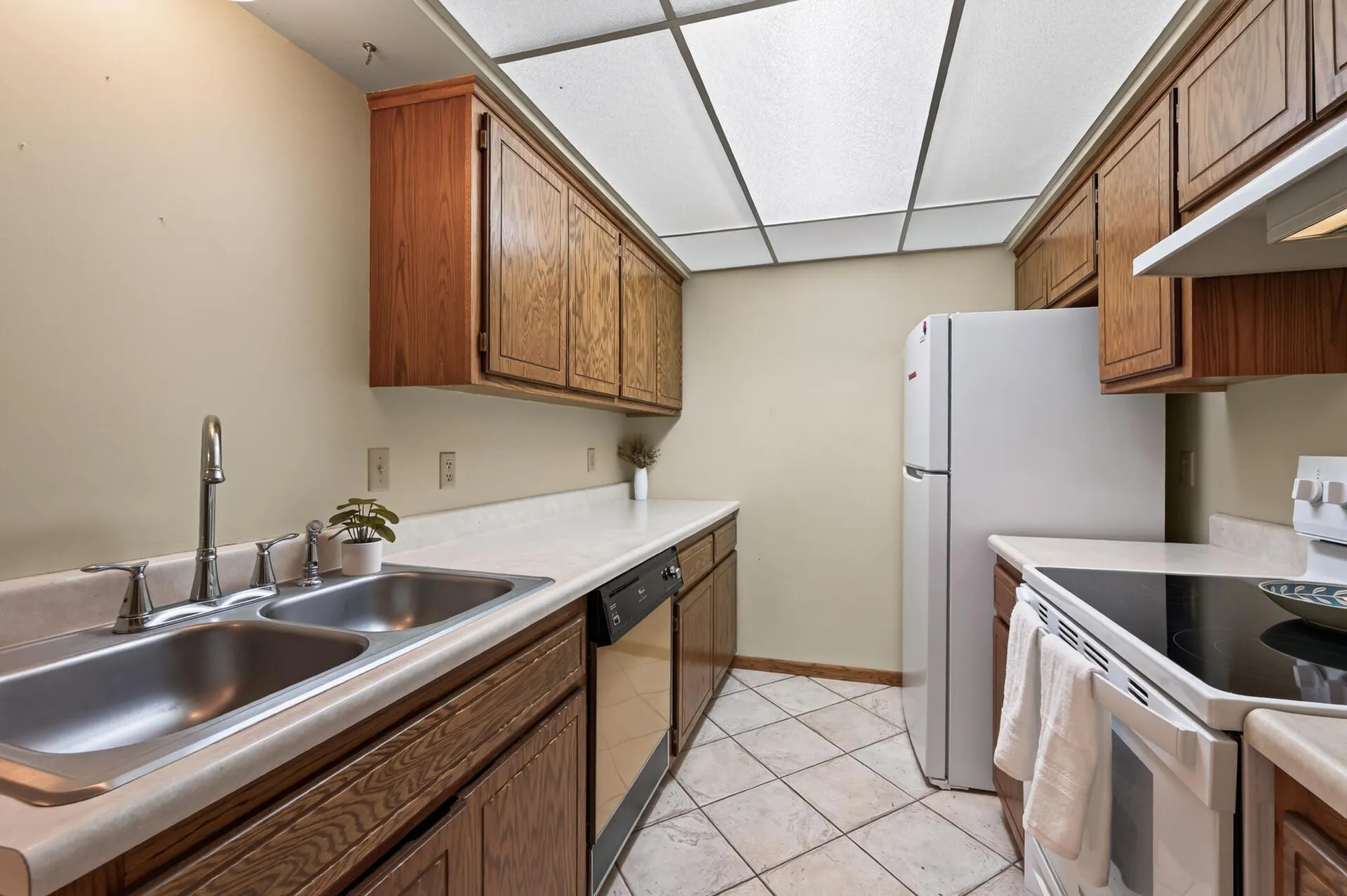 Photo 9 of 548 Auburn Nw Place Unit A