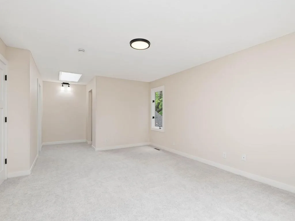 Photo 27 of 4816 Kingsdale Drive