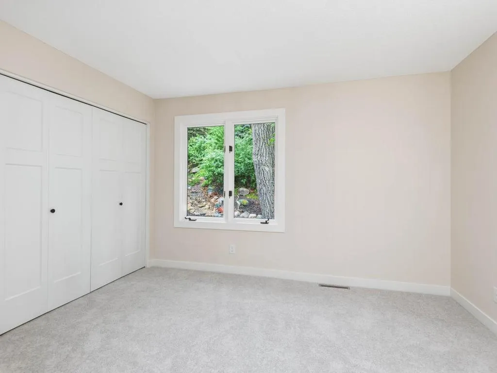 Photo 35 of 4816 Kingsdale Drive