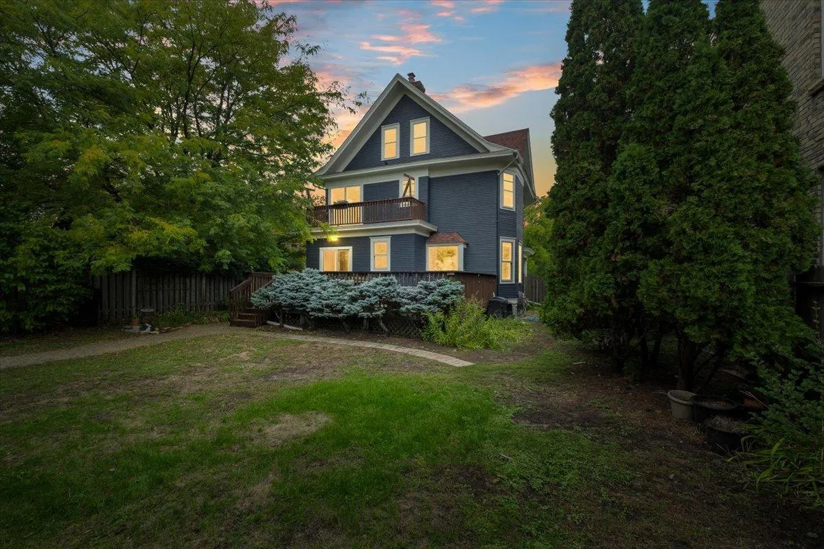 Photo 47 of 1122 Ashland Avenue
