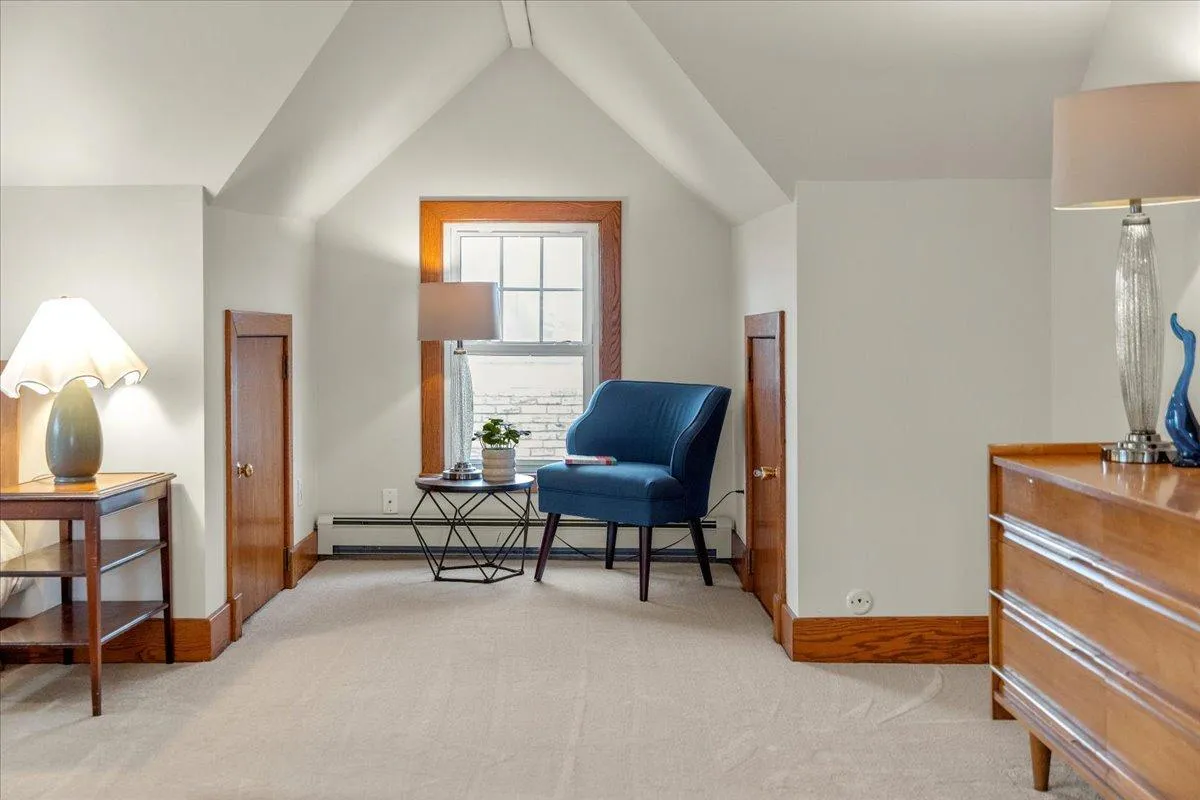 Photo 36 of 1122 Ashland Avenue