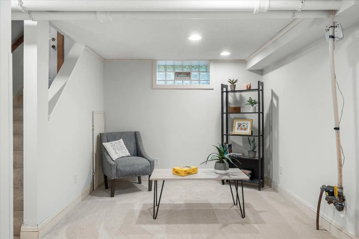 Photo 41 of 1122 Ashland Avenue