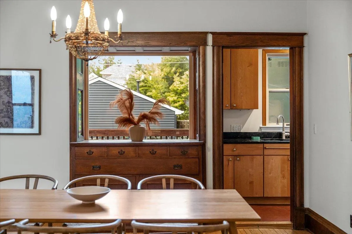 Photo 16 of 1122 Ashland Avenue