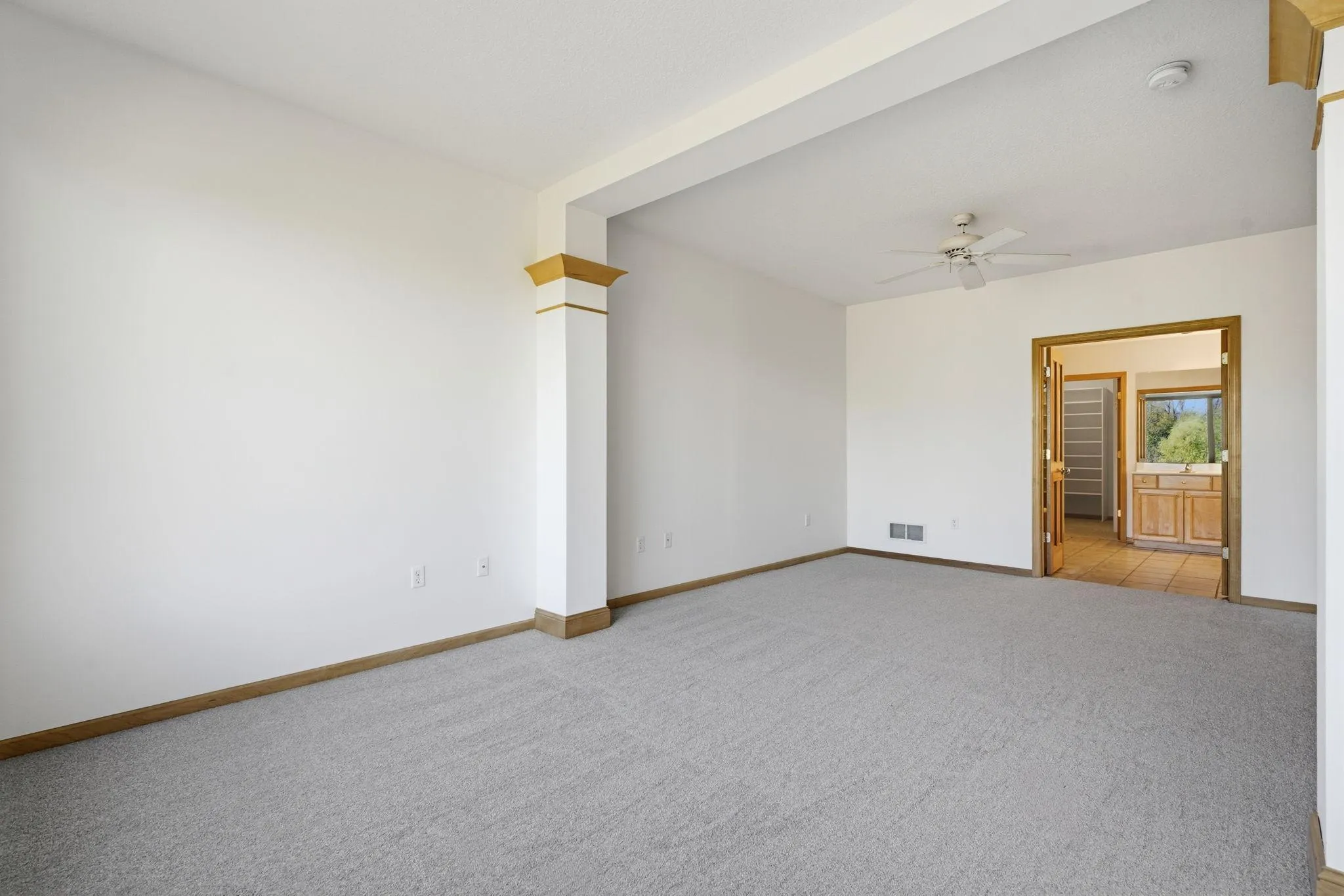 Photo 18 of 11460 Fairfield W Road Unit 303