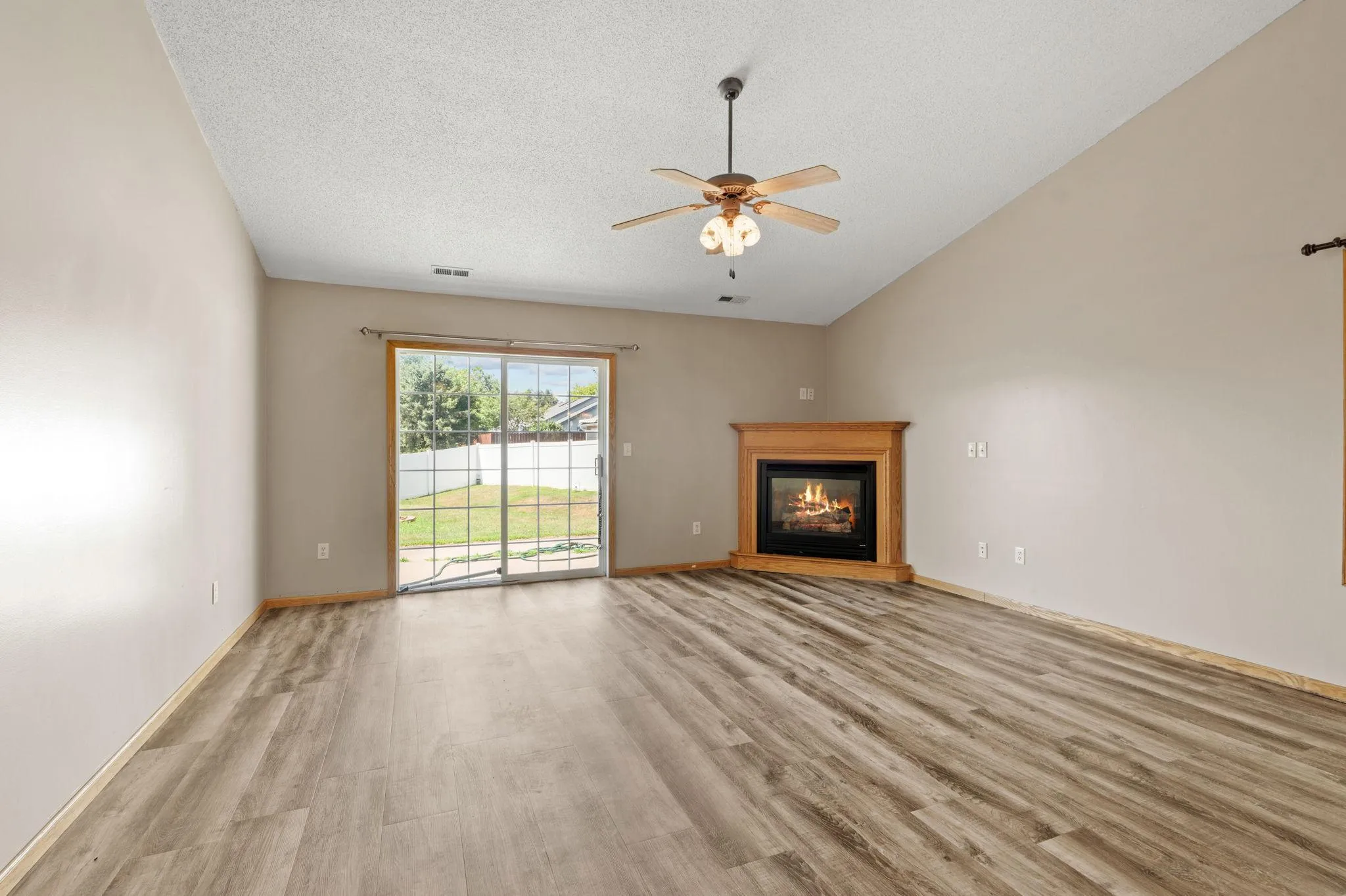 Photo 9 of 535 Meadows Drive