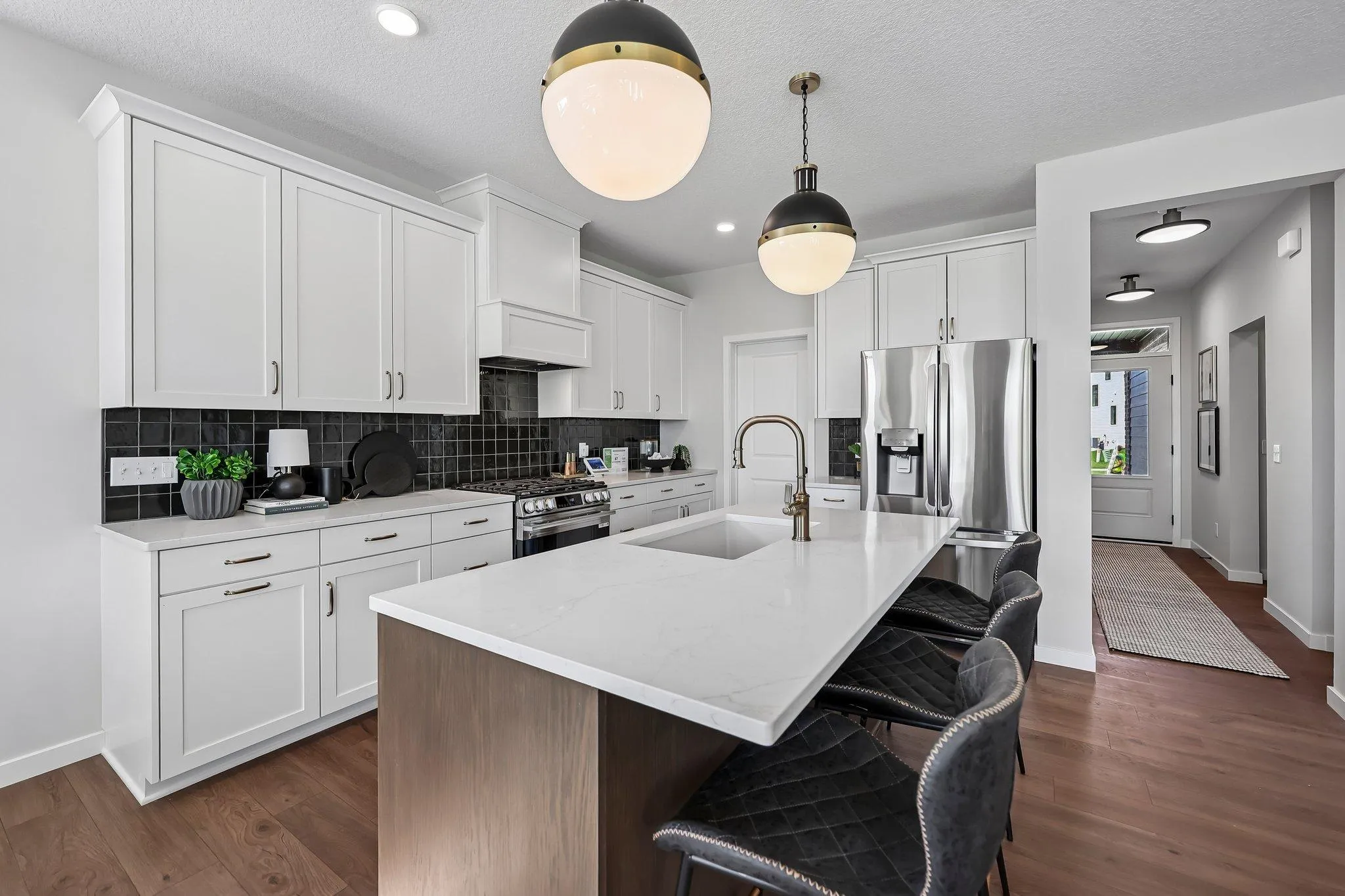 Photo 6 of 14712 Kingsview N Lane