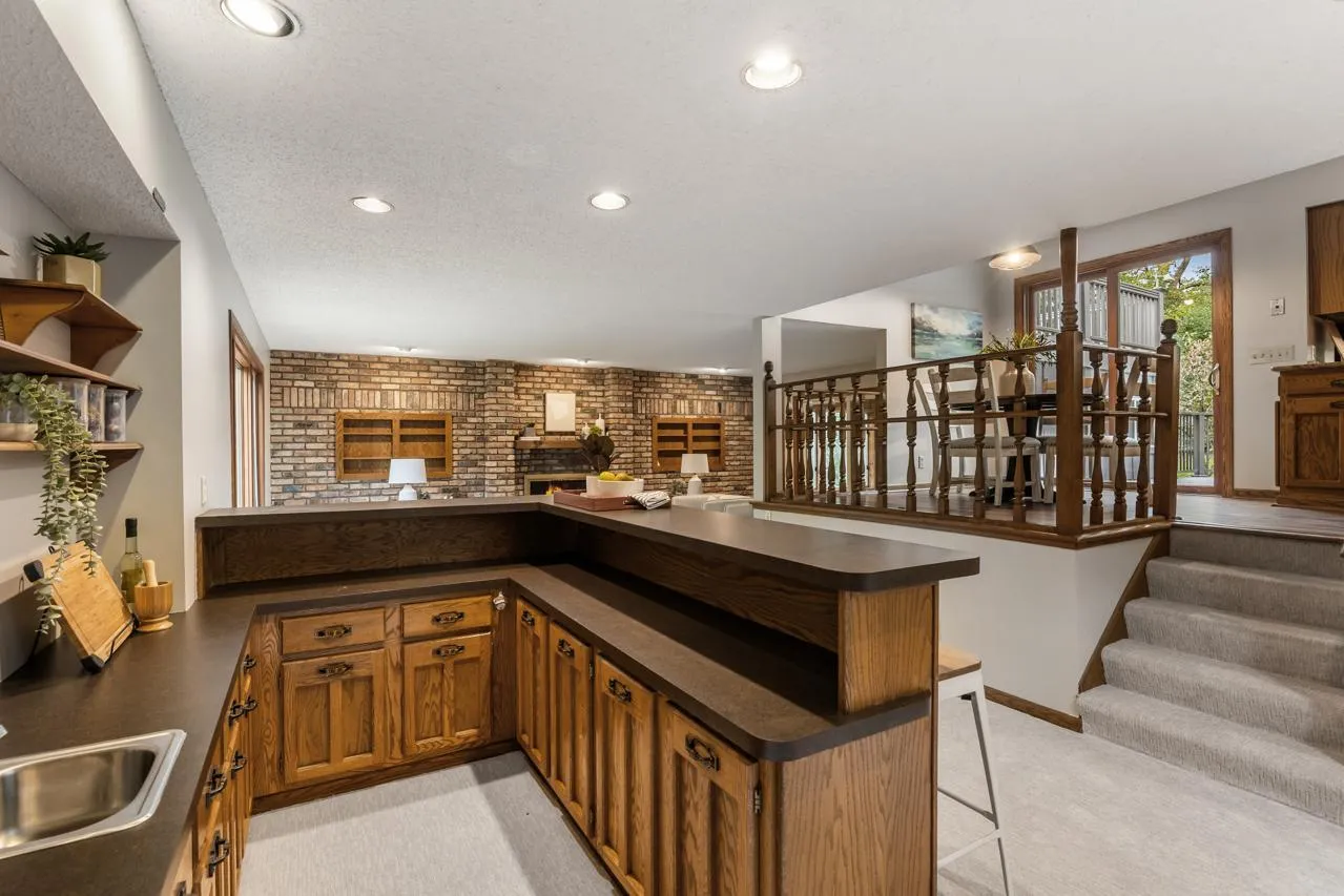 Photo 21 of 3200 Hazelwood W