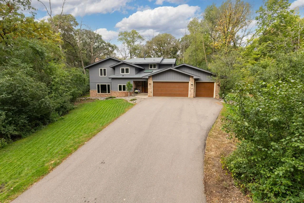 Photo 40 of 3200 Hazelwood W